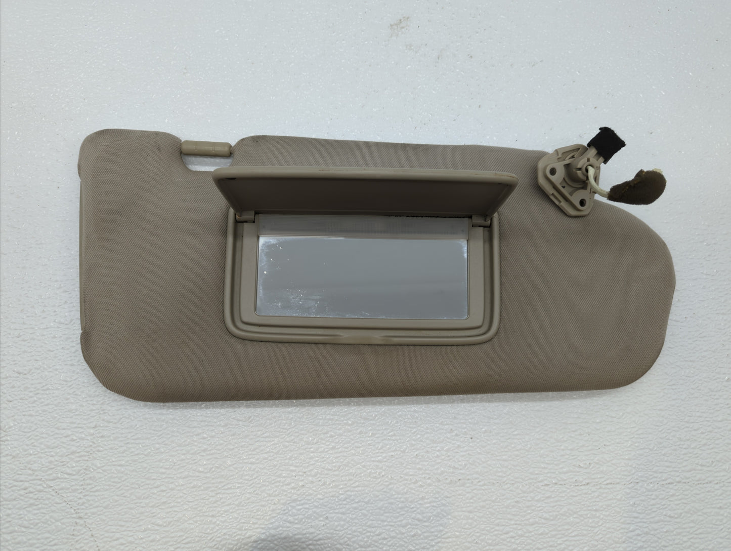 2013-2018 Nissan Altima Sun Visor Shade Replacement Passenger Right Mirror Fits Fits 2013 2014 2015 2016 2017 2018 OEM Used 
