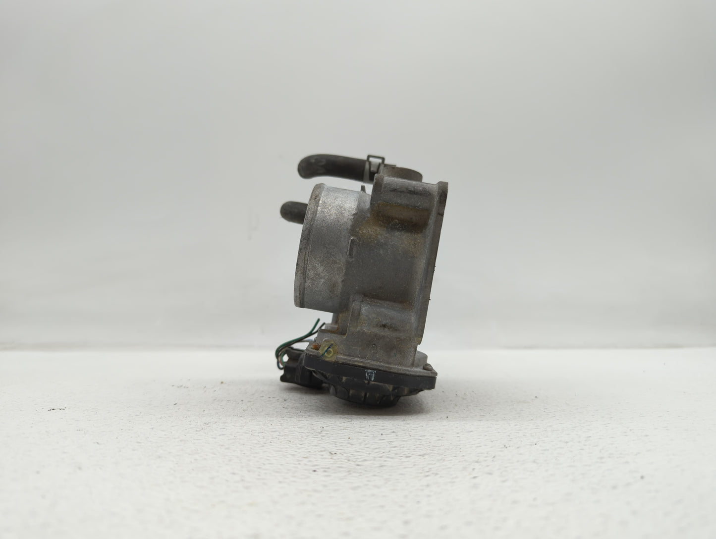 2013-2018 Nissan Altima Throttle Body P/N:3TA60-01 C 3TA60-01 B, 3TA60-01 A Fits Fits 2013 2014 2015 2016 2017 2018 2019 OEM