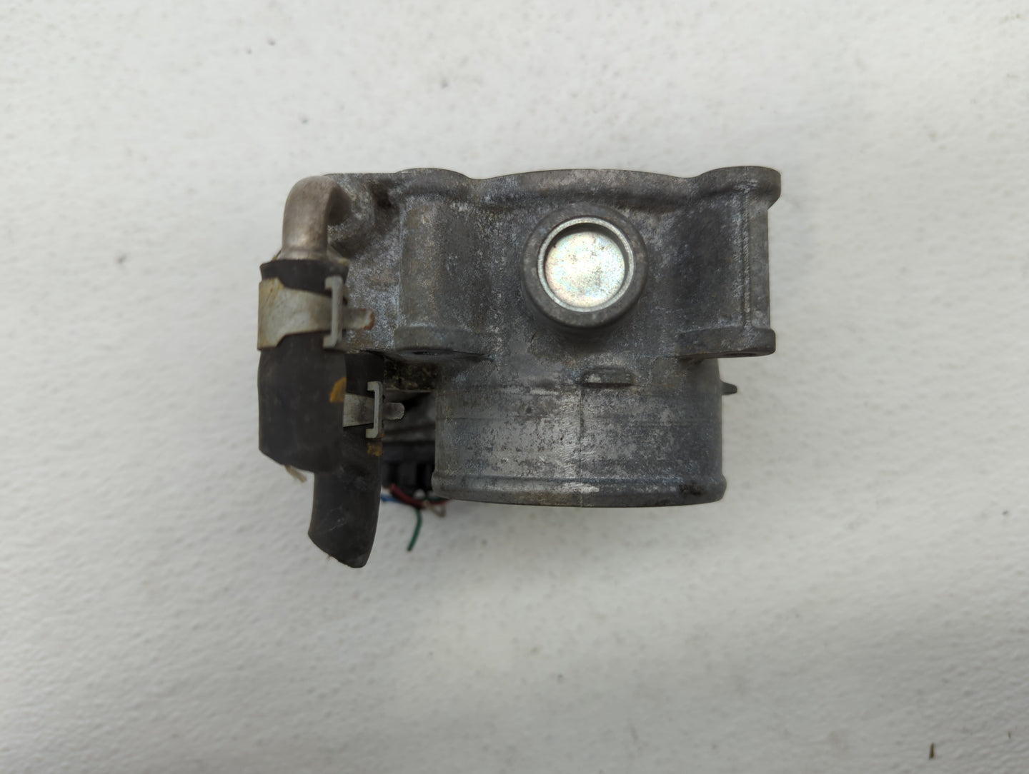 2013-2018 Nissan Altima Throttle Body P/N:3TA60-01 C 3TA60-01 B, 3TA60-01 A Fits Fits 2013 2014 2015 2016 2017 2018 2019 OEM