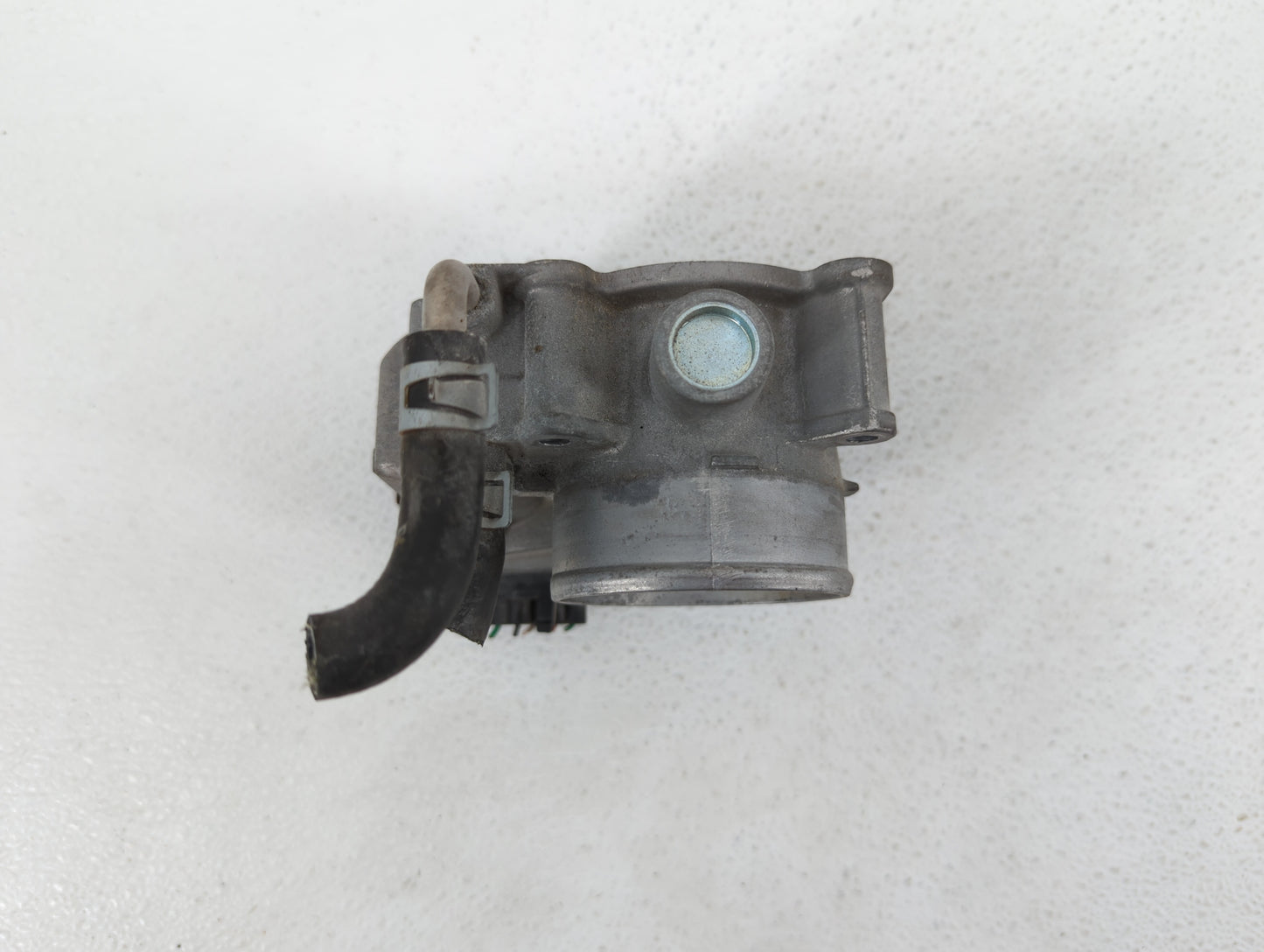 2013-2018 Nissan Altima Throttle Body P/N:3TA60-01 C 3TA60-01 B, 3TA60-01 A Fits Fits 2013 2014 2015 2016 2017 2018 2019 OEM