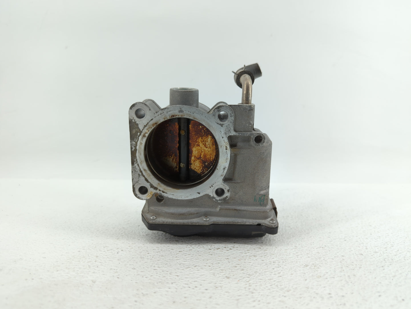 2013-2018 Nissan Altima Throttle Body P/N:3TA60-01 C 3TA60-01 B, 3TA60-01 A Fits Fits 2013 2014 2015 2016 2017 2018 2019 OEM