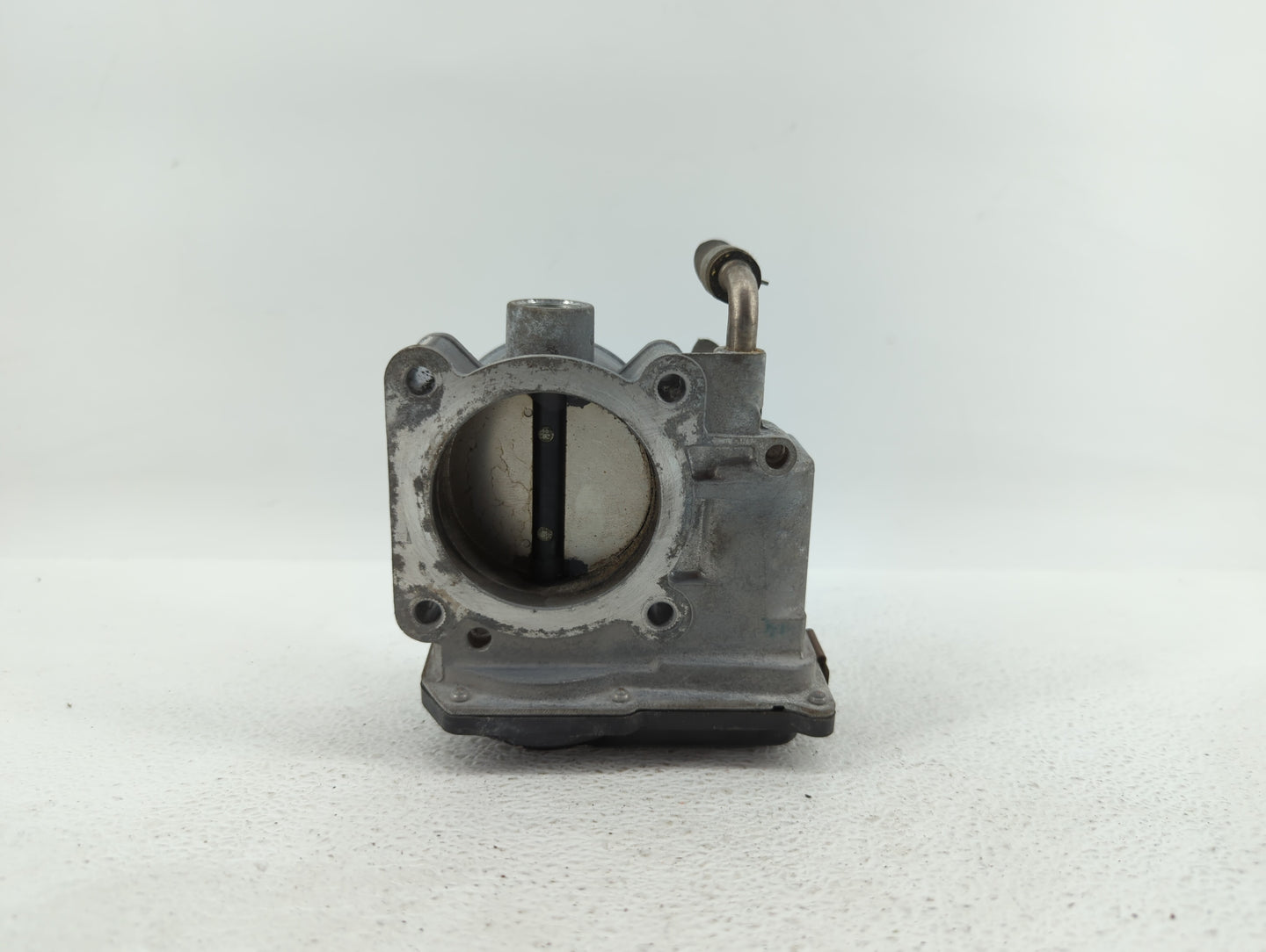 2013-2018 Nissan Altima Throttle Body P/N:3TA60-01 C 3TA60-01 B, 3TA60-01 A Fits Fits 2013 2014 2015 2016 2017 2018 2019 OEM