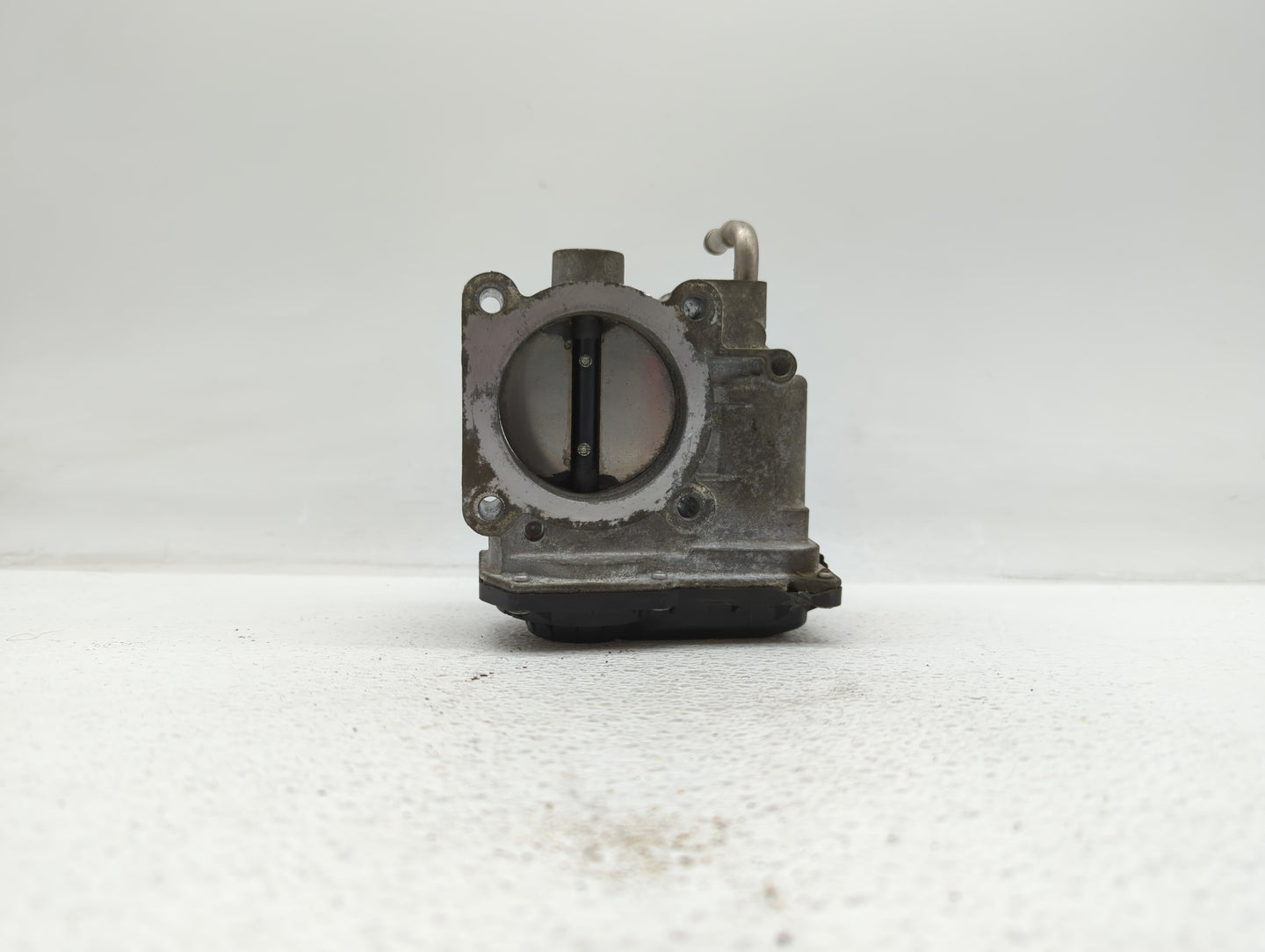 2013-2018 Nissan Altima Throttle Body P/N:3TA60-01 C 3TA60-01 B, 3TA60-01 A Fits Fits 2013 2014 2015 2016 2017 2018 2019 OEM