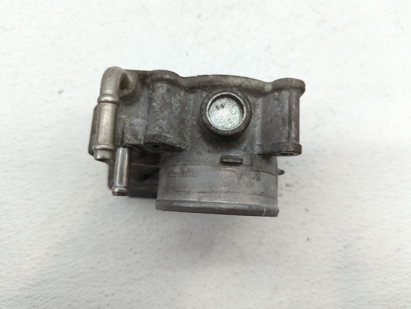 2013-2018 Nissan Altima Throttle Body P/N:3TA60-01 C 3TA60-01 B, 3TA60-01 A Fits Fits 2013 2014 2015 2016 2017 2018 2019 OEM
