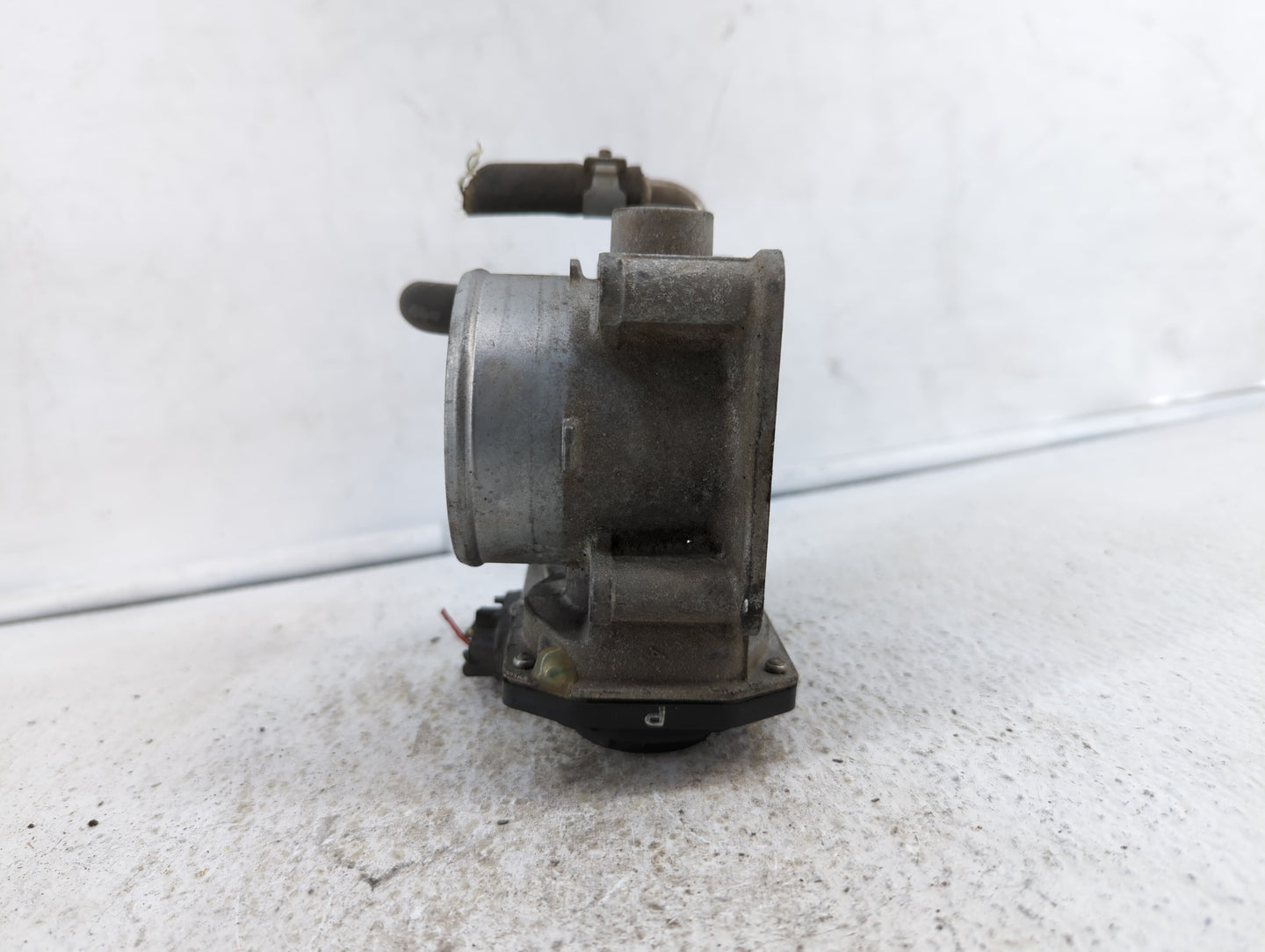 2013-2018 Nissan Altima Throttle Body P/N:3TA60-01 C 3TA60-01 B, 3TA60-01 A Fits Fits 2013 2014 2015 2016 2017 2018 2019 OEM