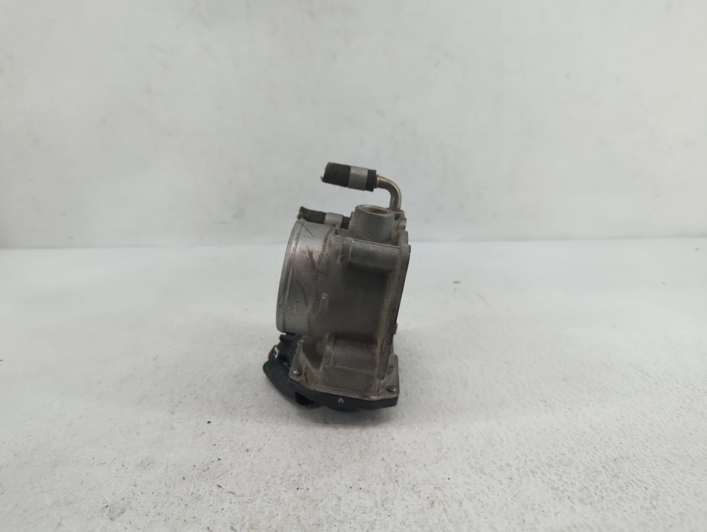 2013-2018 Nissan Altima Throttle Body P/N:3TA60-01 C 3TA60-01 B, 3TA60-01 A Fits Fits 2013 2014 2015 2016 2017 2018 2019 OEM