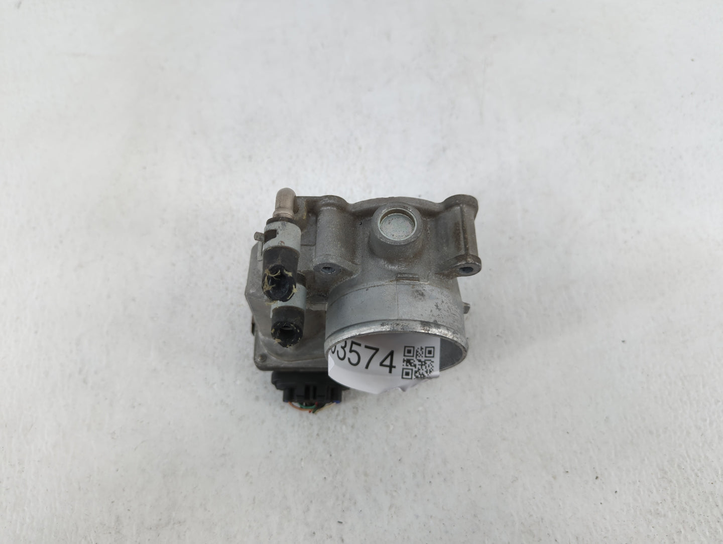 2013-2018 Nissan Altima Throttle Body P/N:3TA60-01 C 3TA60-01 B, 3TA60-01 A Fits Fits 2013 2014 2015 2016 2017 2018 2019 OEM