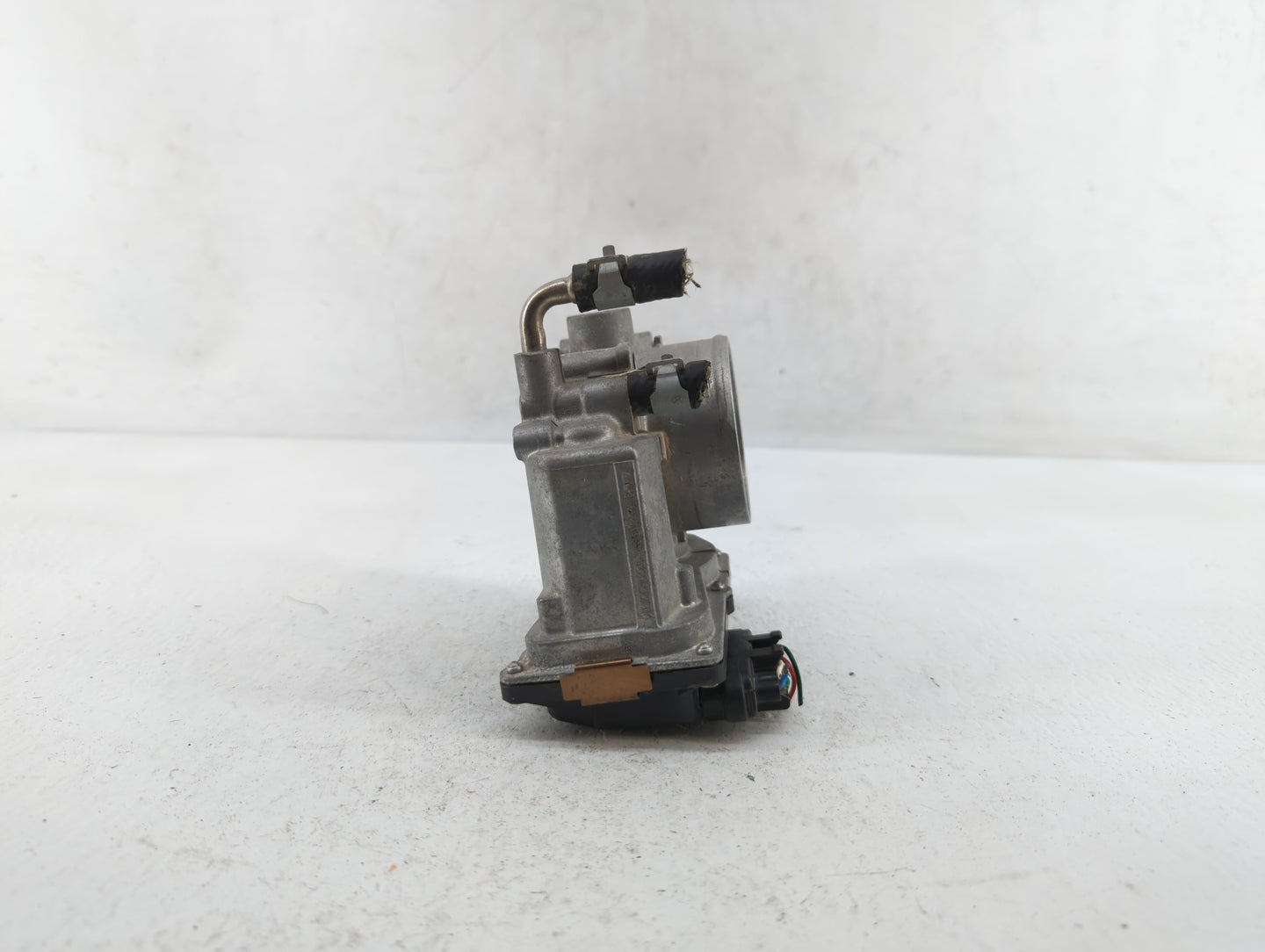 2013-2018 Nissan Altima Throttle Body P/N:3TA60-01 C 3TA60-01 B, 3TA60-01 A Fits Fits 2013 2014 2015 2016 2017 2018 2019 202