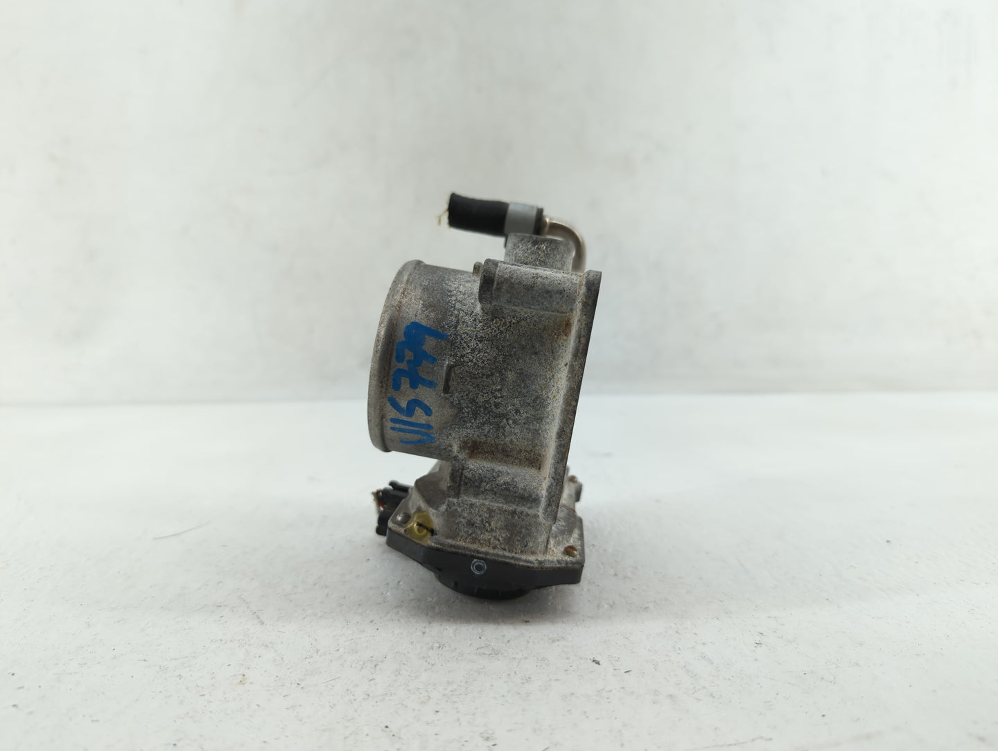 2013-2018 Nissan Altima Throttle Body P/N:3TA60-01 C 3TA60-01 B, 3TA60-01 A Fits Fits 2013 2014 2015 2016 2017 2018 2019 202