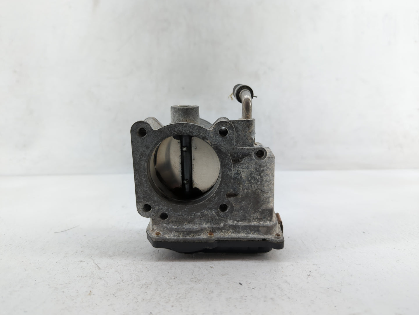 2013-2018 Nissan Altima Throttle Body P/N:3TA60-01 C 3TA60-01 B, 3TA60-01 A Fits Fits 2013 2014 2015 2016 2017 2018 2019 202