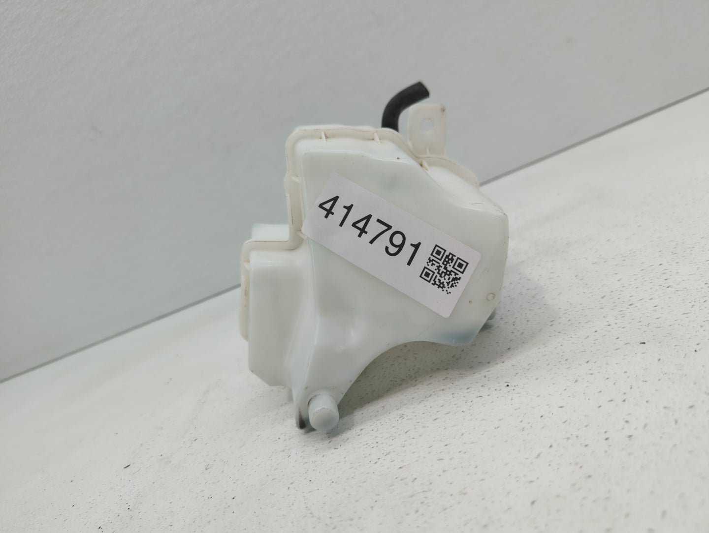 2013-2018 Nissan Altima Radiator Coolant Overflow Expansion Tank Bottle 414791 - Oemusedautoparts1.com