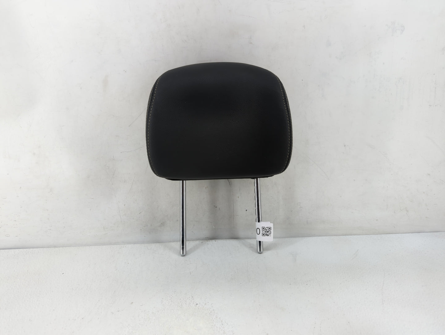 2016-2017 Nissan Altima Headrest Head Rest Rear Seat Black - Oemusedautoparts1.com
