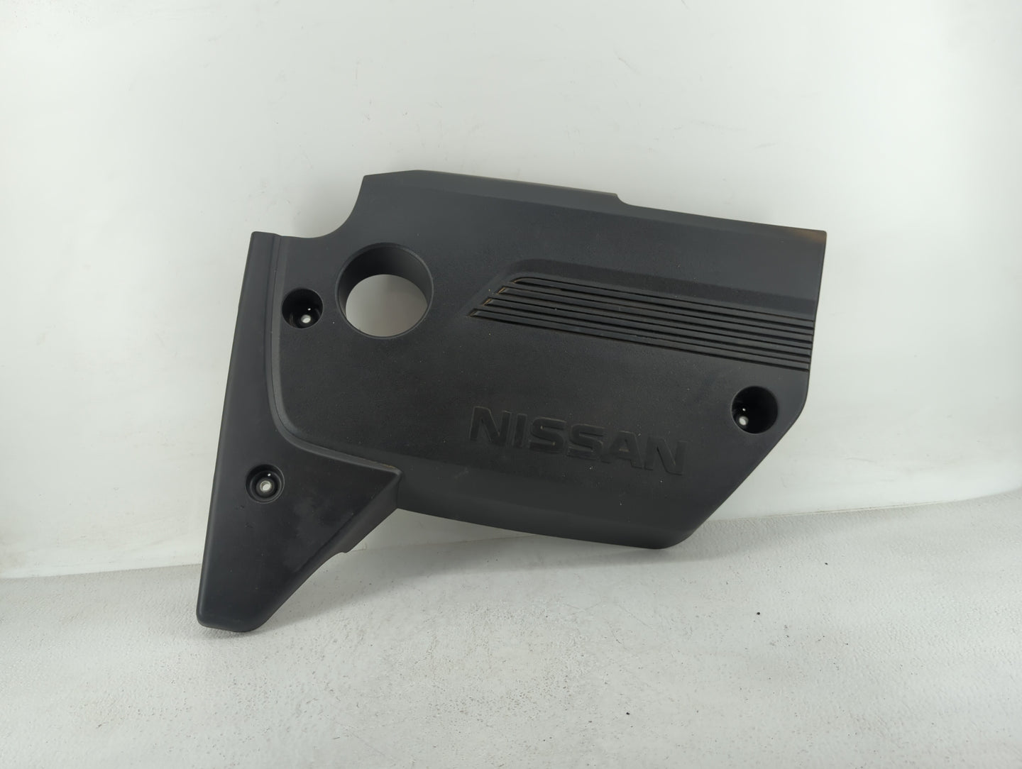 2016 Nissan Altima Engine Cover - Oemusedautoparts1.com