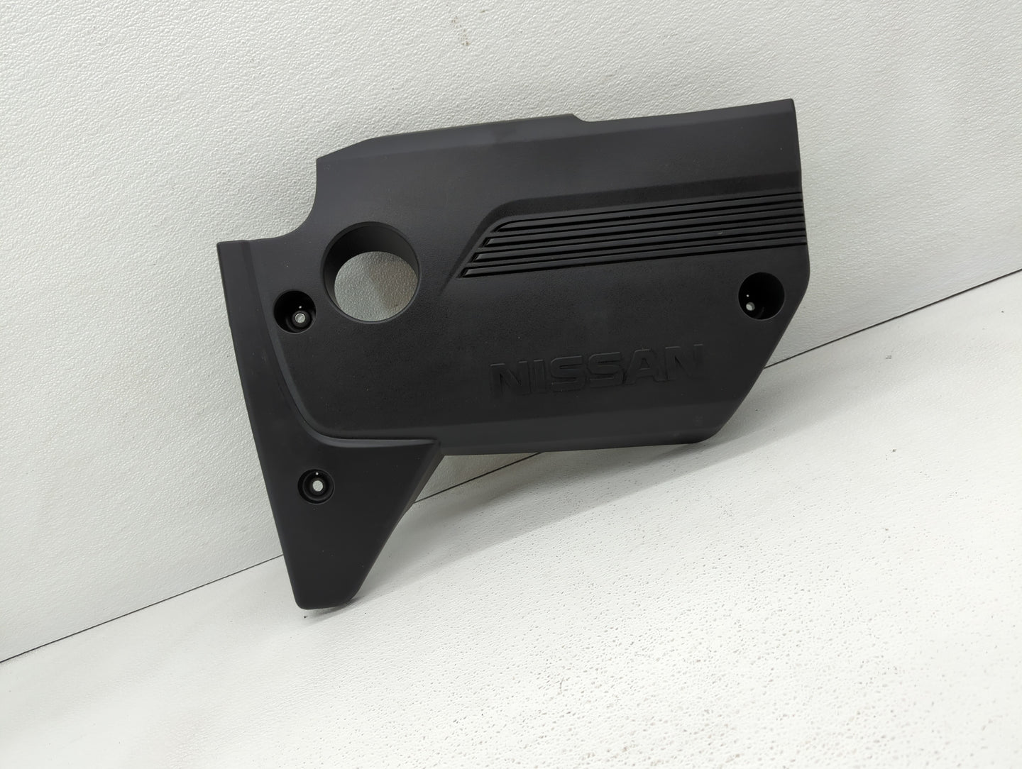 2016 Nissan Altima Engine Cover - Oemusedautoparts1.com