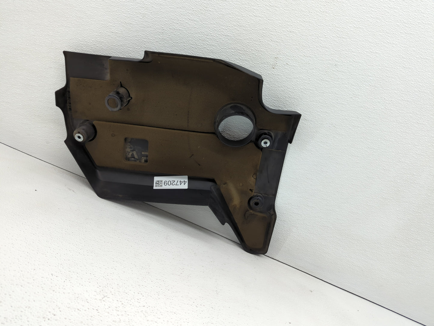 2016 Nissan Altima Engine Cover - Oemusedautoparts1.com