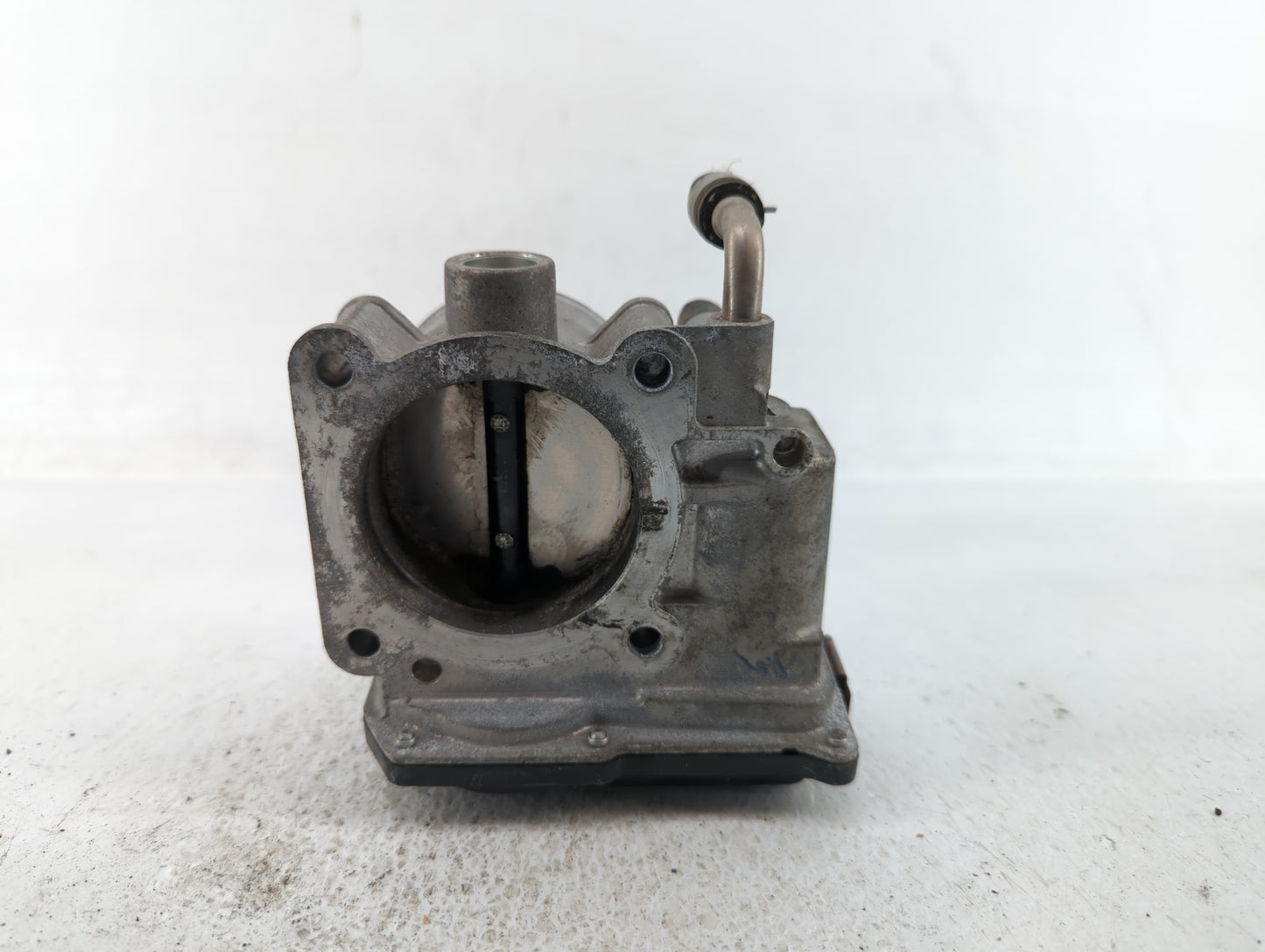 2013-2018 Nissan Altima Throttle Body P/N:3TA60-01 B 3TA60-01 C, 3TA60-01 A Fits Fits 2013 2014 2015 2016 2017 2018 2019 202
