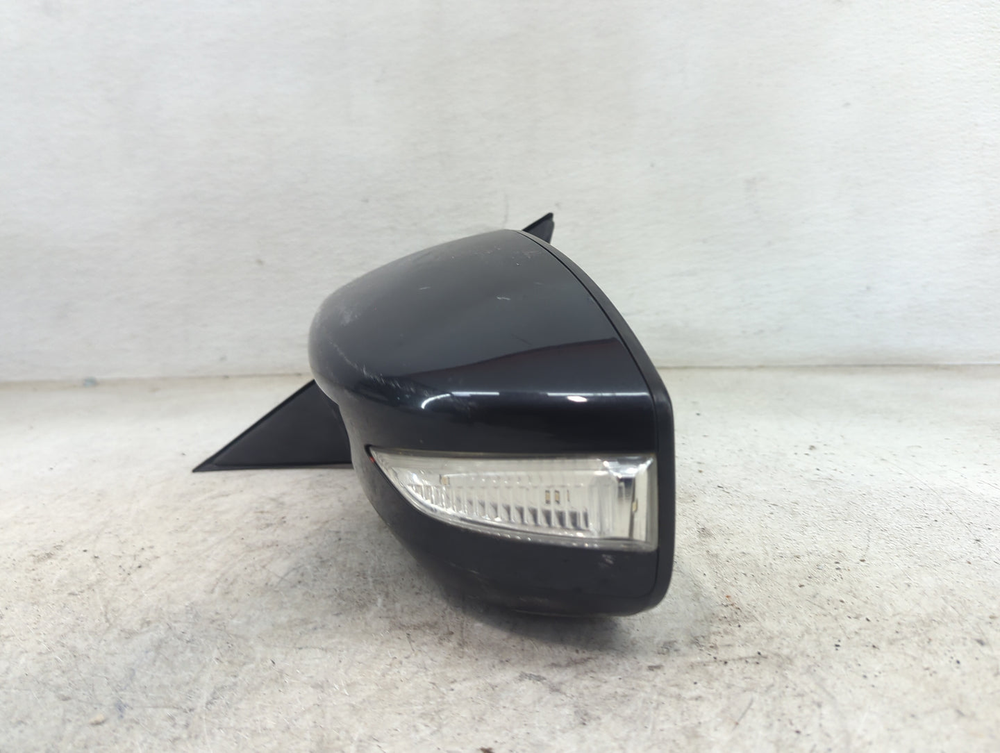 2013-2018 Nissan Altima Driver Side View Mirror - Left Door Mirror OEM Used - Oemusedautoparts1.com
