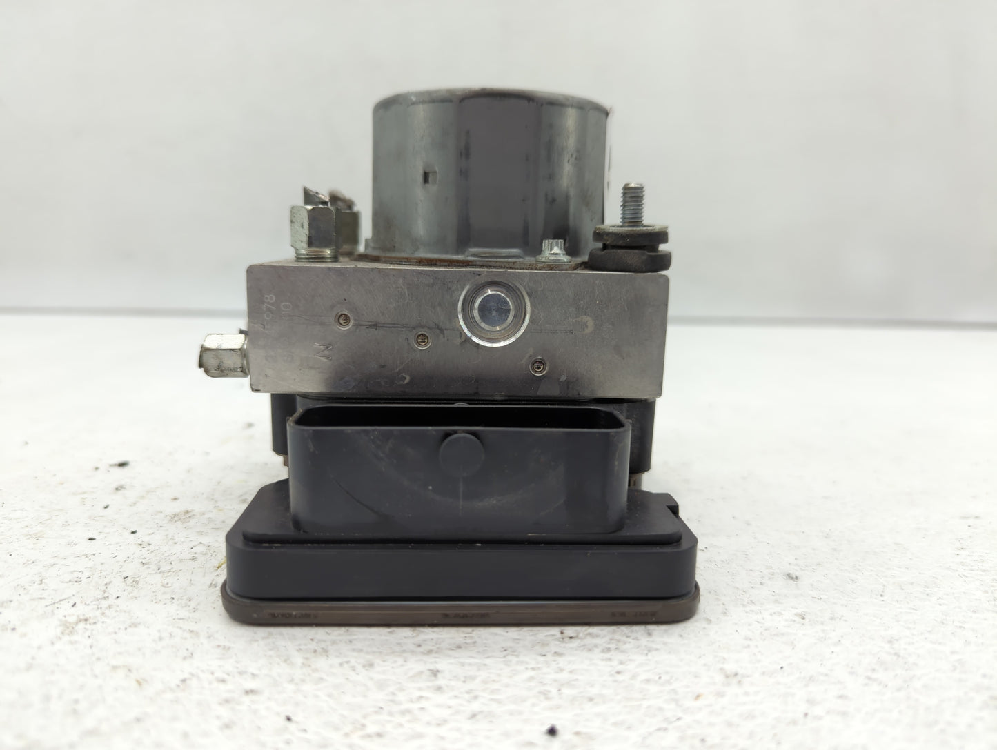 2016-2017 Nissan Altima ABS Pump Control Module Replacement P/N:47660 9HS0C Fits Fits 2016 2017 OEM Used Auto Parts - Oemuse