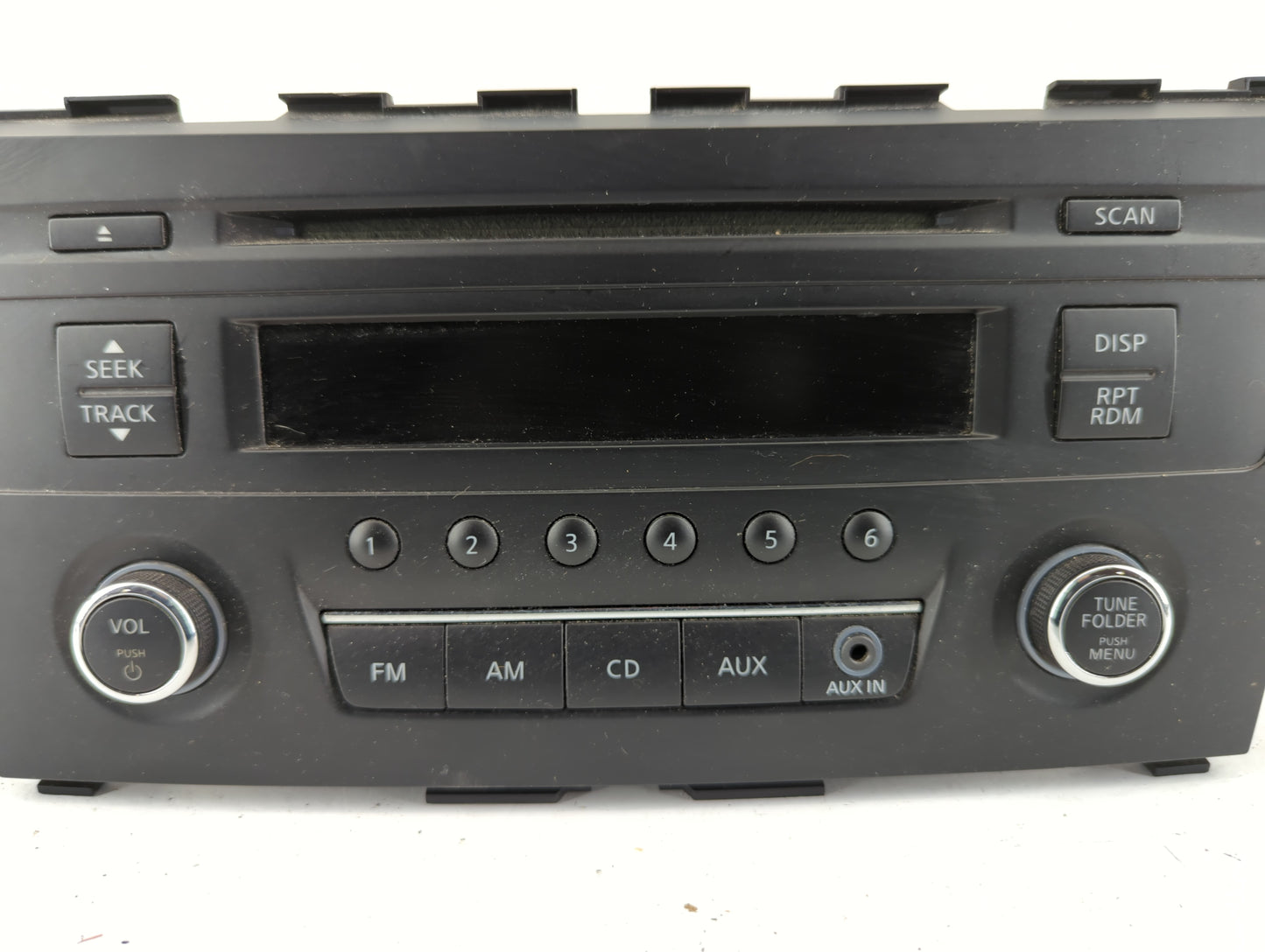 2016-2017 Nissan Altima Am Fm Cd Player Radio Receiver - Oemusedautoparts1.com