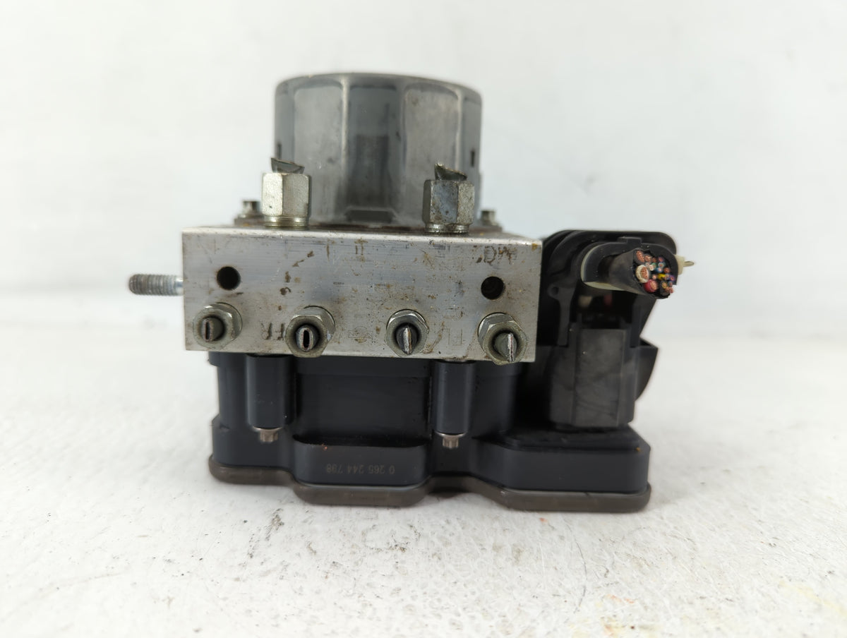 2016-2017 Nissan Altima Anti-Lock Brake ABS Pump Module Actuator OEM P/N:476609HS0C Fits Fits 2016 2017 OEM Used Auto Parts 