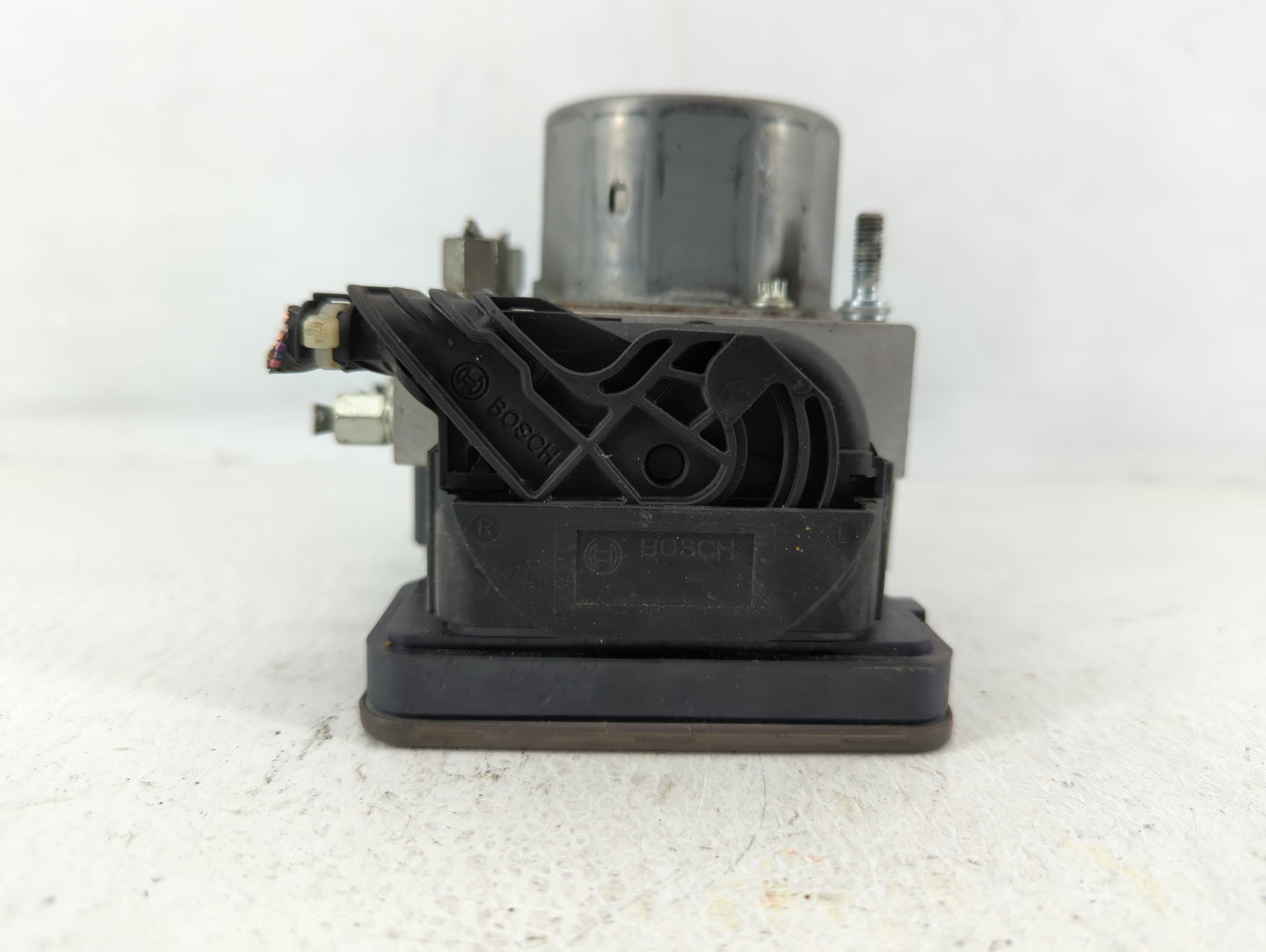 2016-2017 Nissan Altima ABS Pump Control Module Replacement P/N:476609HS0C Fits Fits 2016 2017 OEM Used Auto Parts - Oemused
