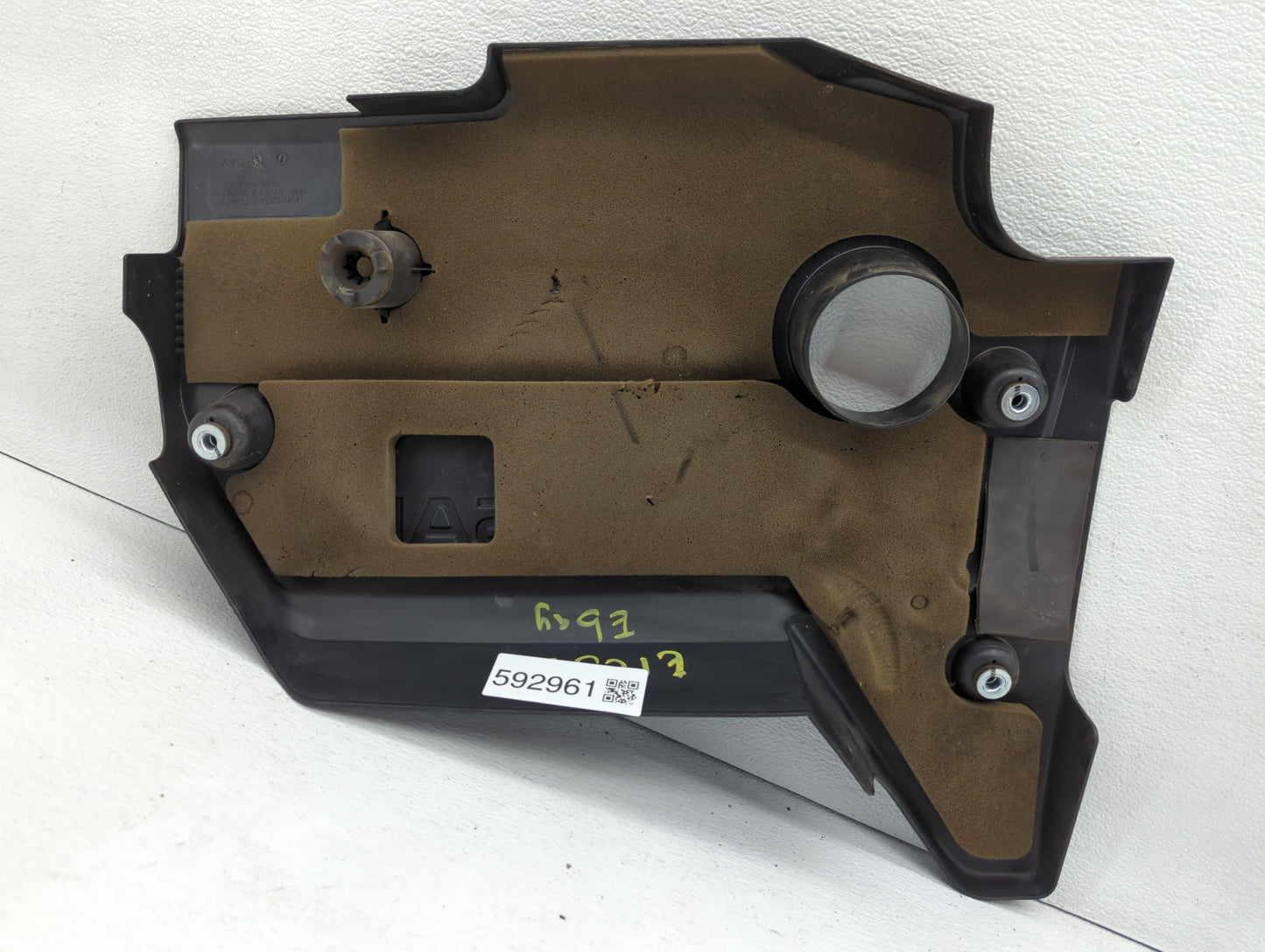 2016 Nissan Altima Engine Cover - Oemusedautoparts1.com