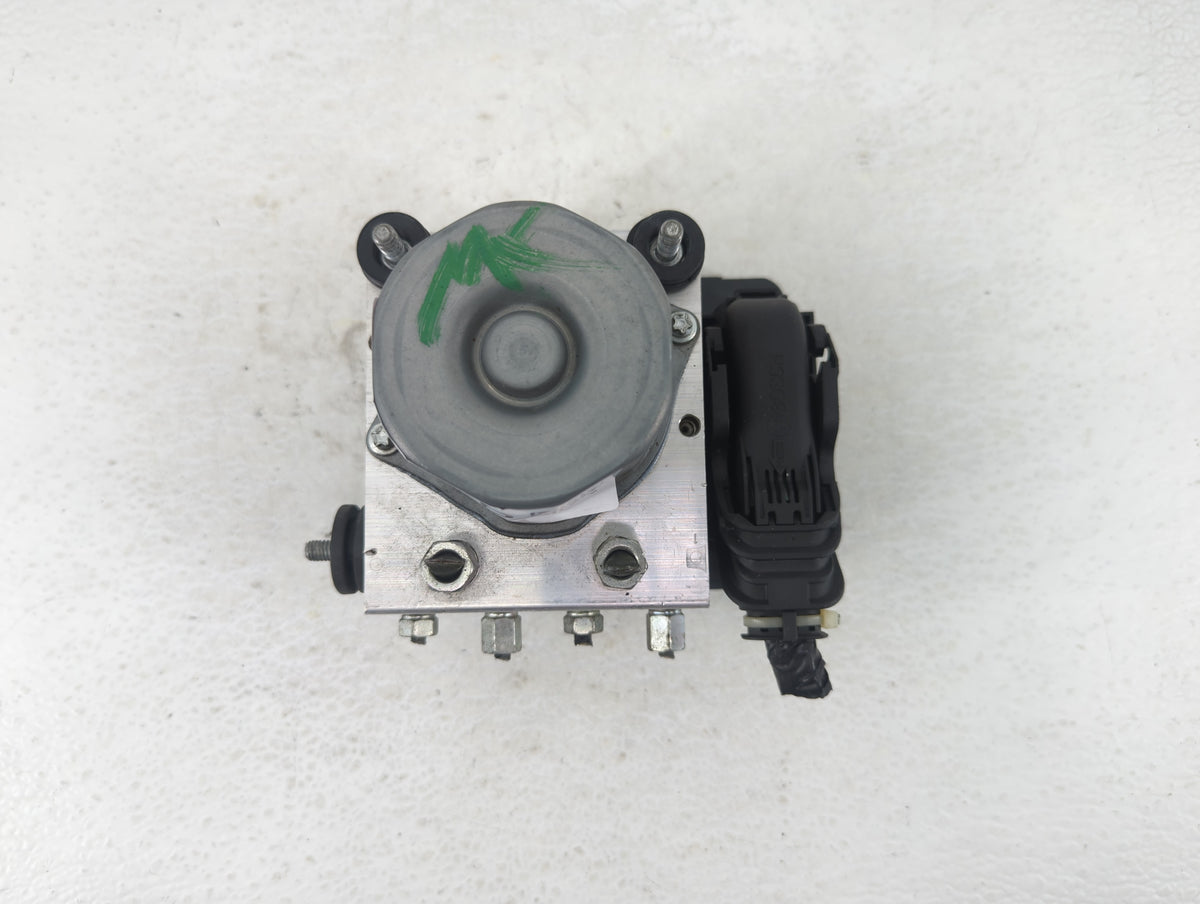 2016-2017 Nissan Altima Anti-Lock Brake ABS Pump Module Actuator OEM P/N:47660 9HS0A Fits Fits 2016 2017 OEM Used Auto Parts