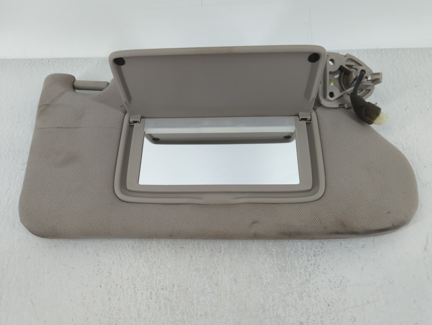 2013-2018 Nissan Altima Sun Visor Shade Replacement Passenger Right Mirror Fits Fits 2013 2014 2015 2016 2017 2018 OEM Used 