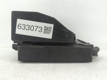 2016-2017 Nissan Altima Fusebox Fuse Box Panel Relay Module P/N:7254-5763-30 Fits Fits 2016 2017 OEM Used Auto Parts - Oemus
