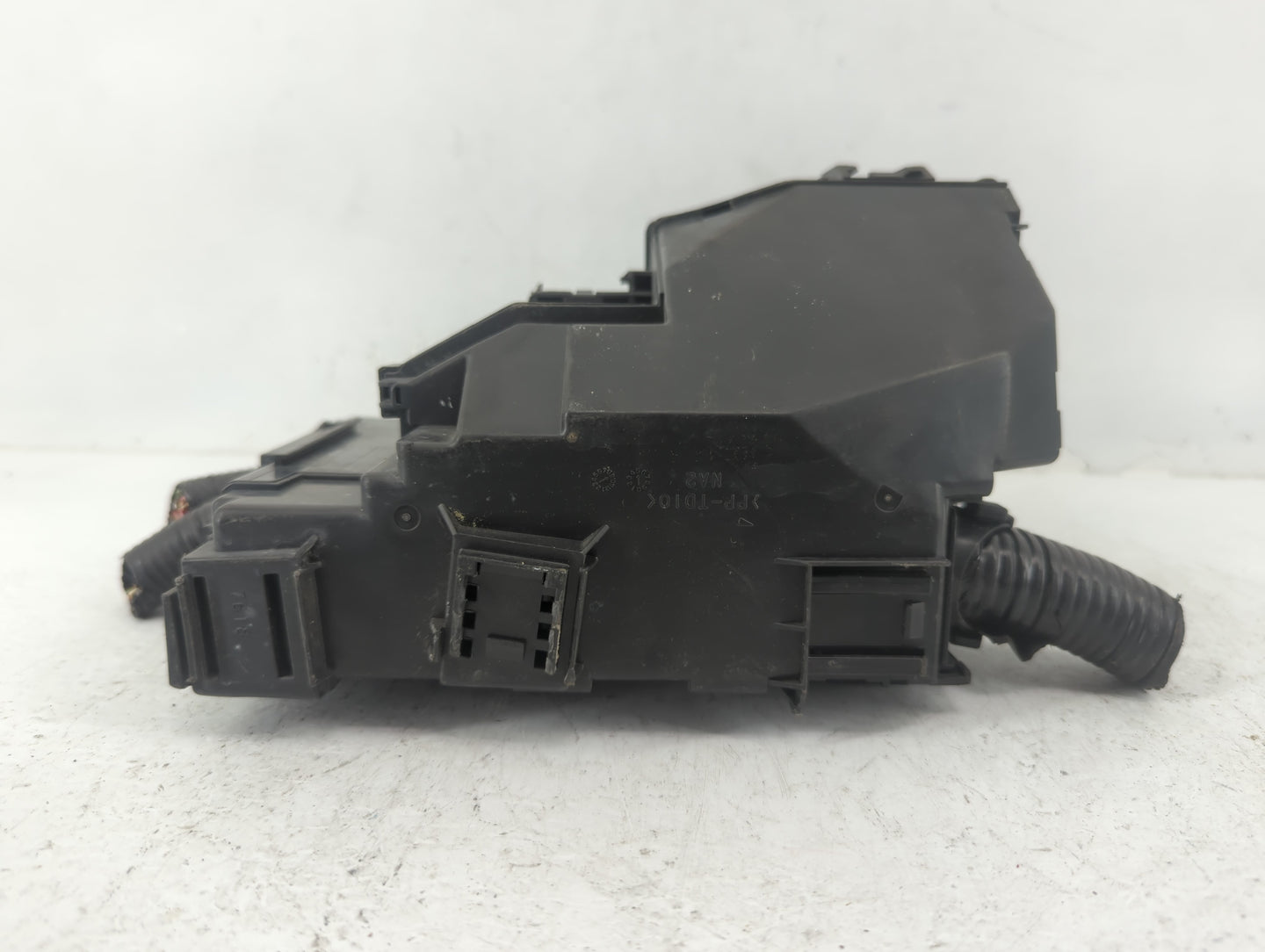 2016-2017 Nissan Altima Fusebox Fuse Box Panel Relay Module P/N:7254-5763-30 Fits Fits 2016 2017 OEM Used Auto Parts - Oemus