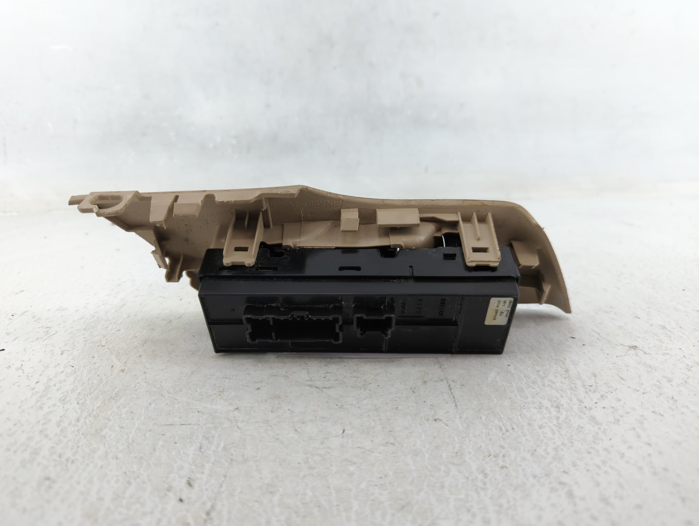 2013-2018 Nissan Altima Master Power Window Switch Replacement Driver Side Left P/N:25401 3TA4A Fits OEM Used Auto Parts - O