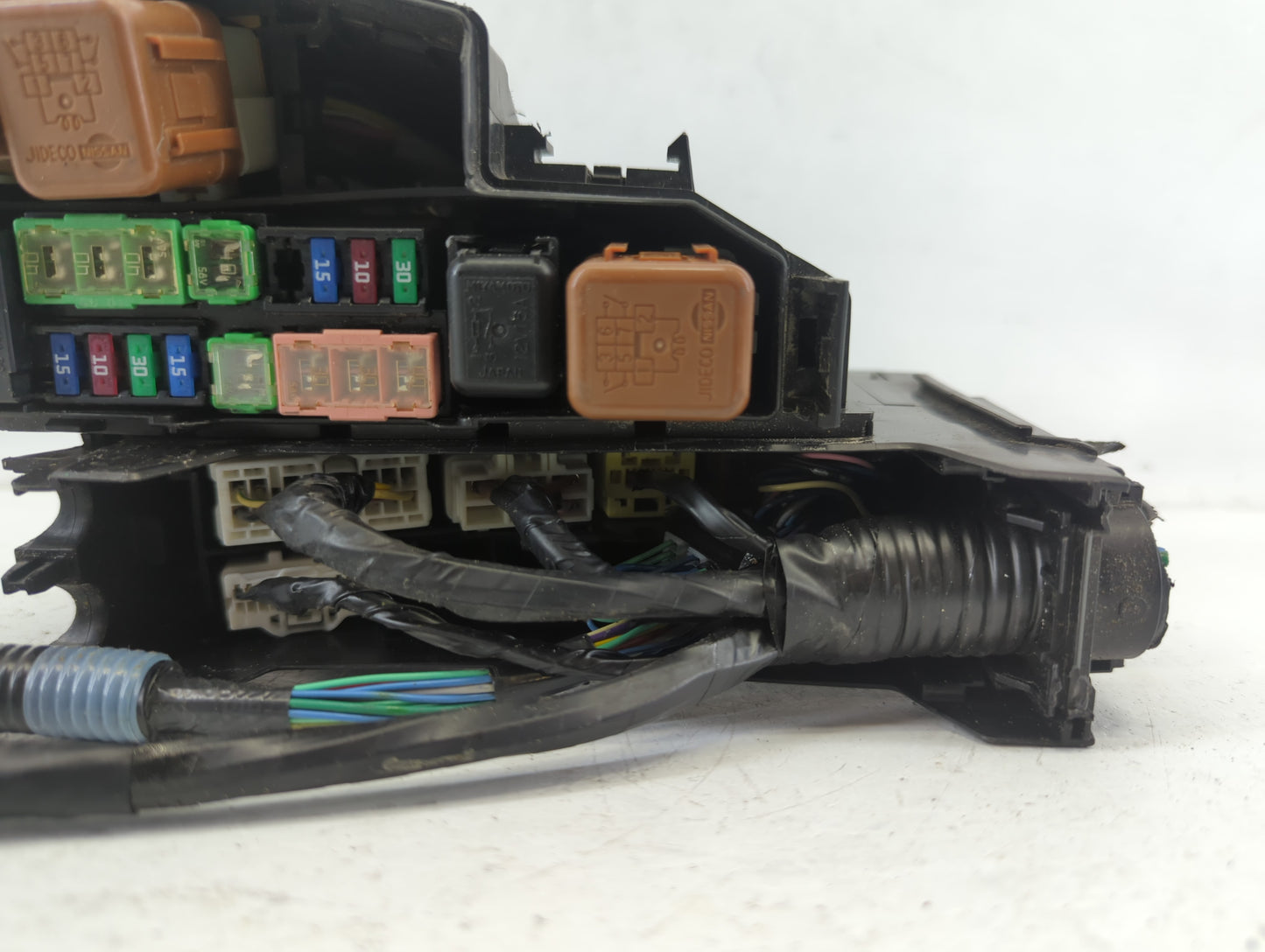 2016-2017 Nissan Altima Fusebox Fuse Box Panel Relay Module P/N:7254-5763-30 Fits Fits 2016 2017 OEM Used Auto Parts - Oemus