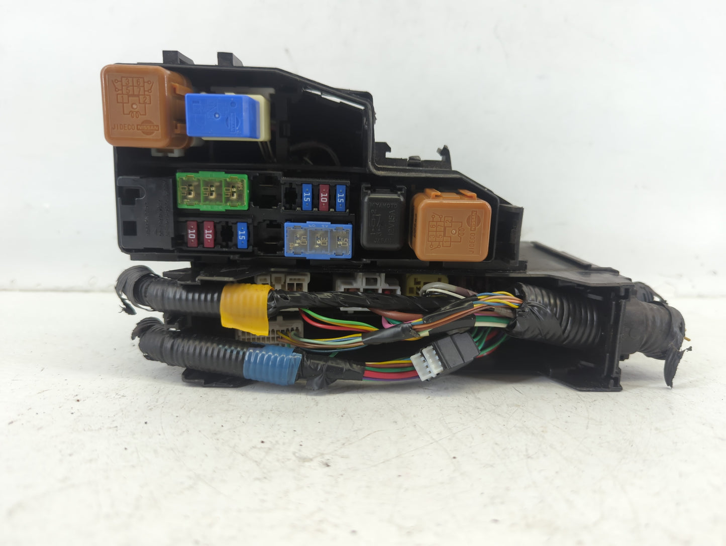 2016-2017 Nissan Altima Fusebox Fuse Box Panel Relay Module P/N:7254-5763-30 Fits Fits 2016 2017 OEM Used Auto Parts - Oemus