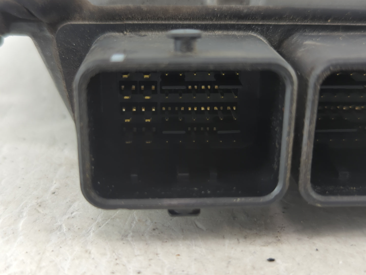 2016-2017 Nissan Altima PCM Engine Control Computer ECU ECM PCU OEM P/N:NEC024-008 Fits Fits 2016 2017 OEM Used Auto Parts -