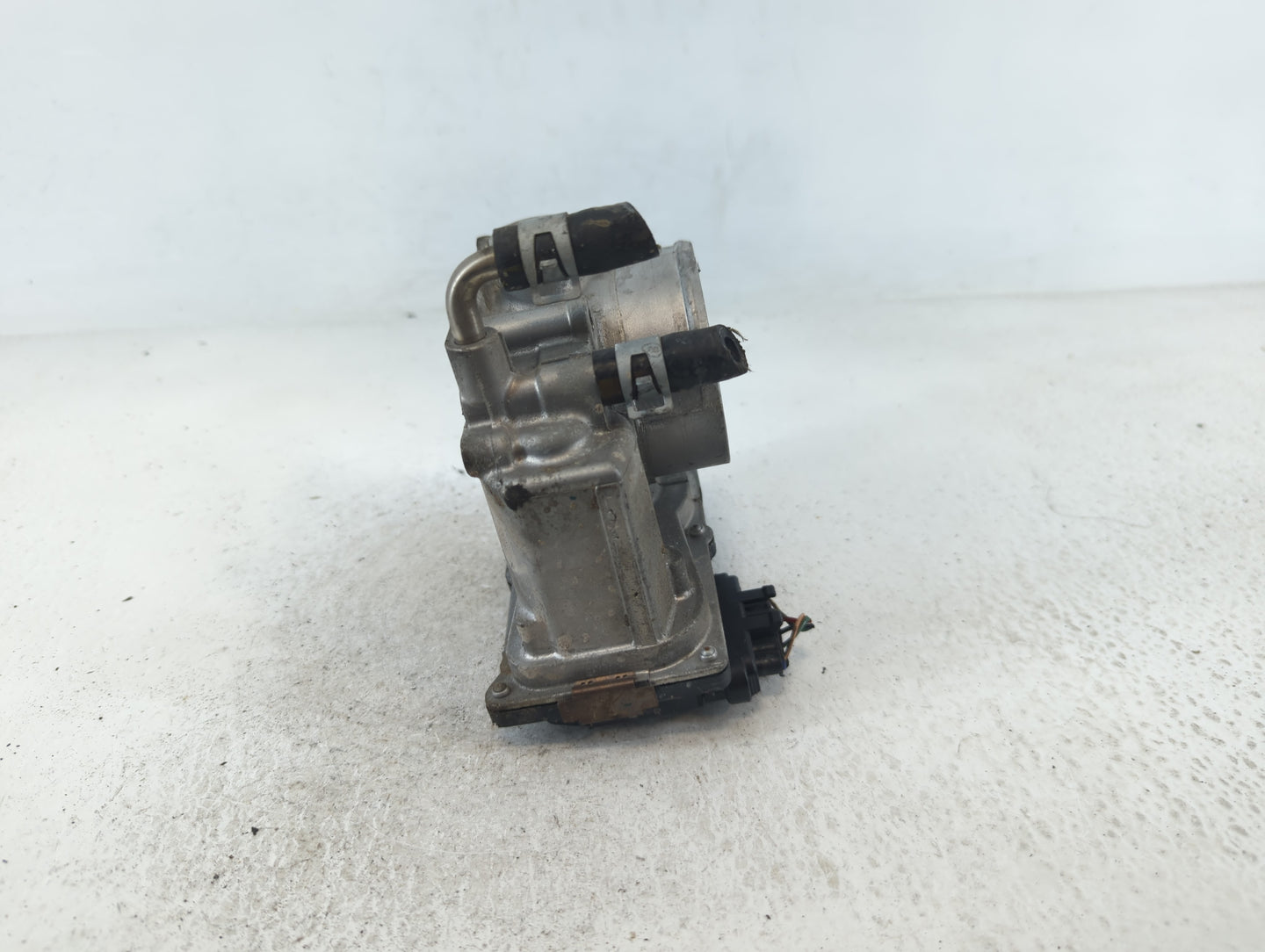 2013-2018 Nissan Altima Throttle Body P/N:3TA60-01 A Fits Fits 2013 2014 2015 2016 2017 2018 2019 2020 OEM Used Auto Parts -