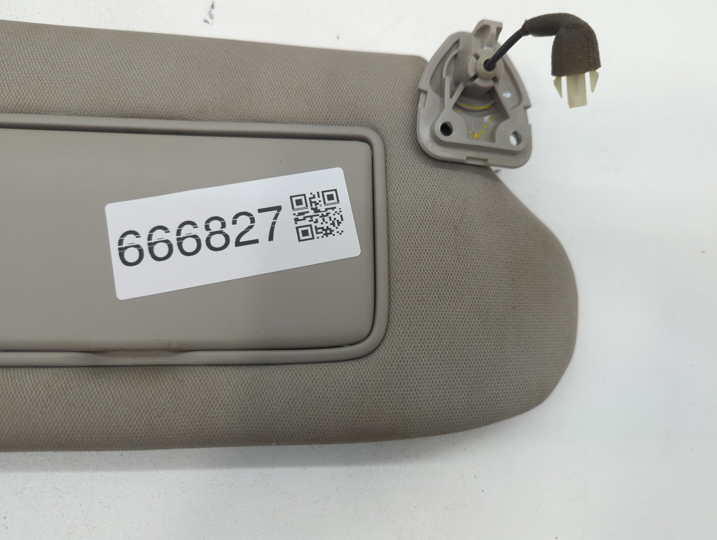 2013-2018 Nissan Altima Sun Visor Shade Replacement Passenger Right Mirror Fits Fits 2013 2014 2015 2016 2017 2018 OEM Used 
