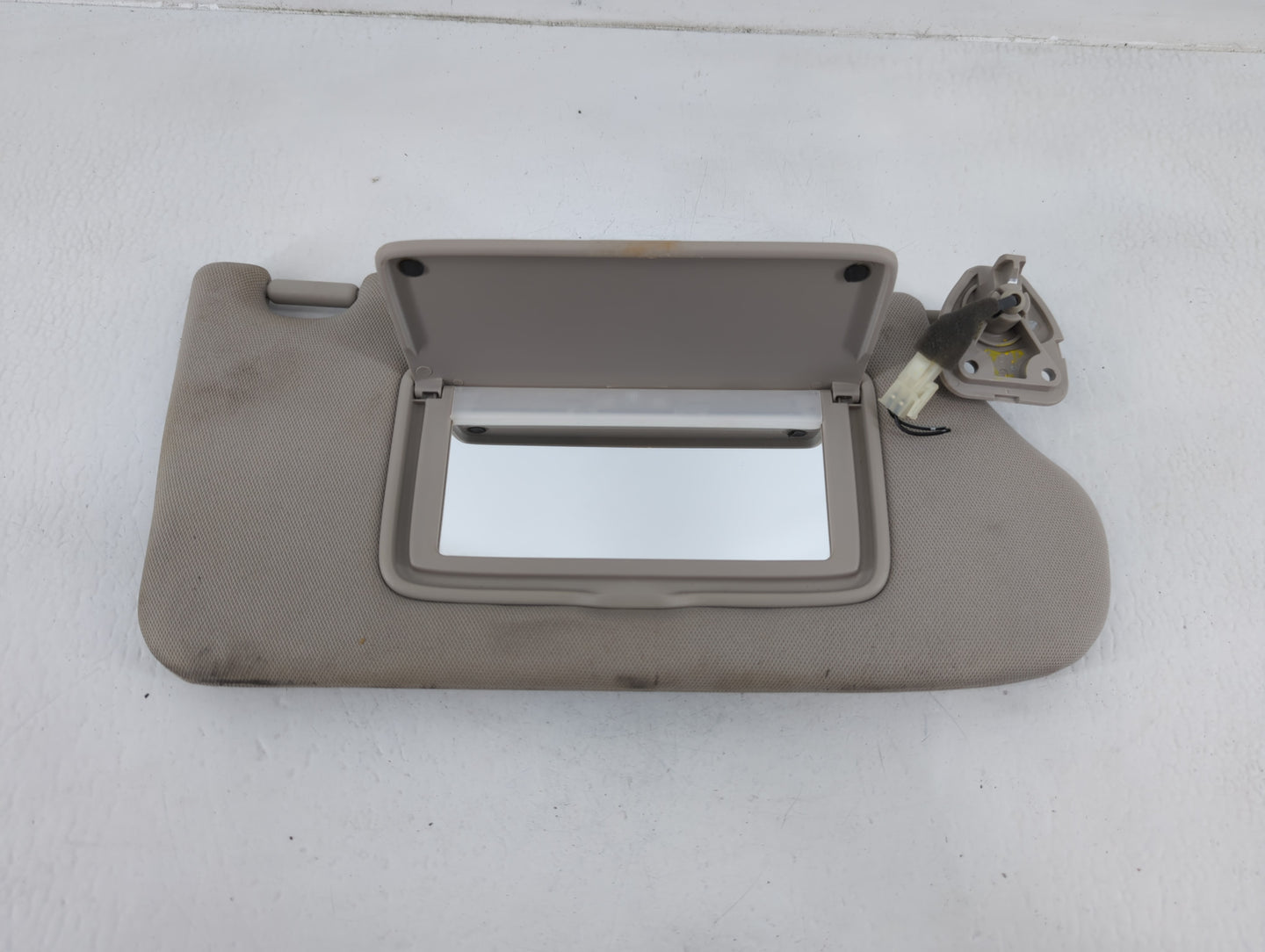2013-2018 Nissan Altima Sun Visor Shade Replacement Passenger Right Mirror Fits Fits 2013 2014 2015 2016 2017 2018 OEM Used 