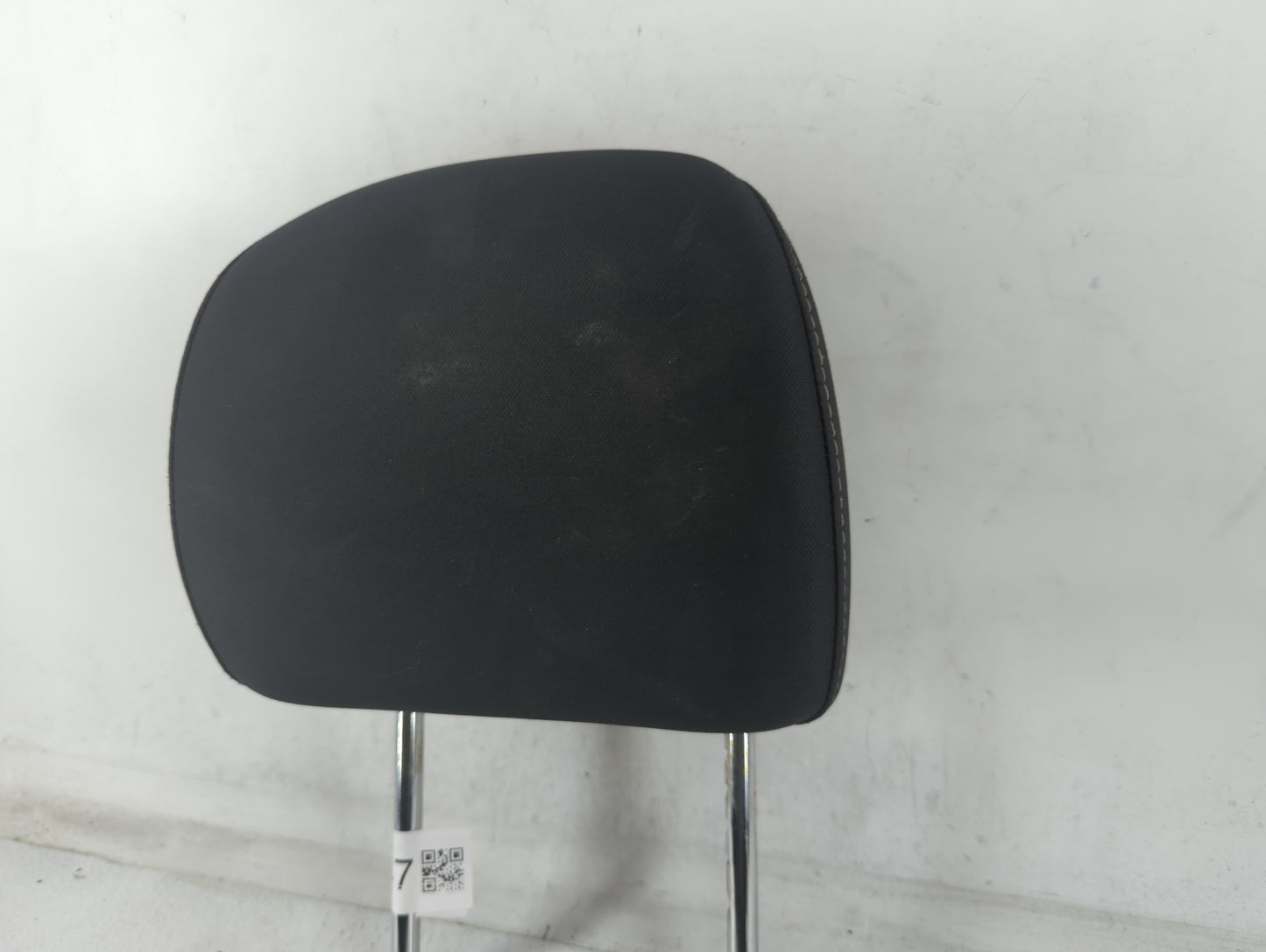 2016-2017 Nissan Altima Headrest Head Rest Front Driver Passenger Seat Fits Fits 2016 2017 OEM Used Auto Parts - Oemusedauto