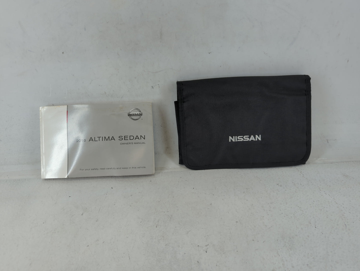 2016 Nissan Altima Owners Manual Book Guide OEM Used Auto Parts - Oemusedautoparts1.com
