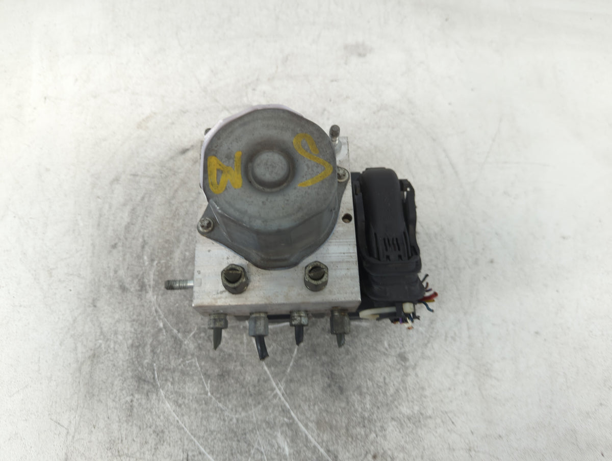 2016-2017 Nissan Altima Anti-Lock Brake ABS Pump Module Actuator OEM P/N:47660 9HS0A Fits Fits 2016 2017 OEM Used Auto Parts