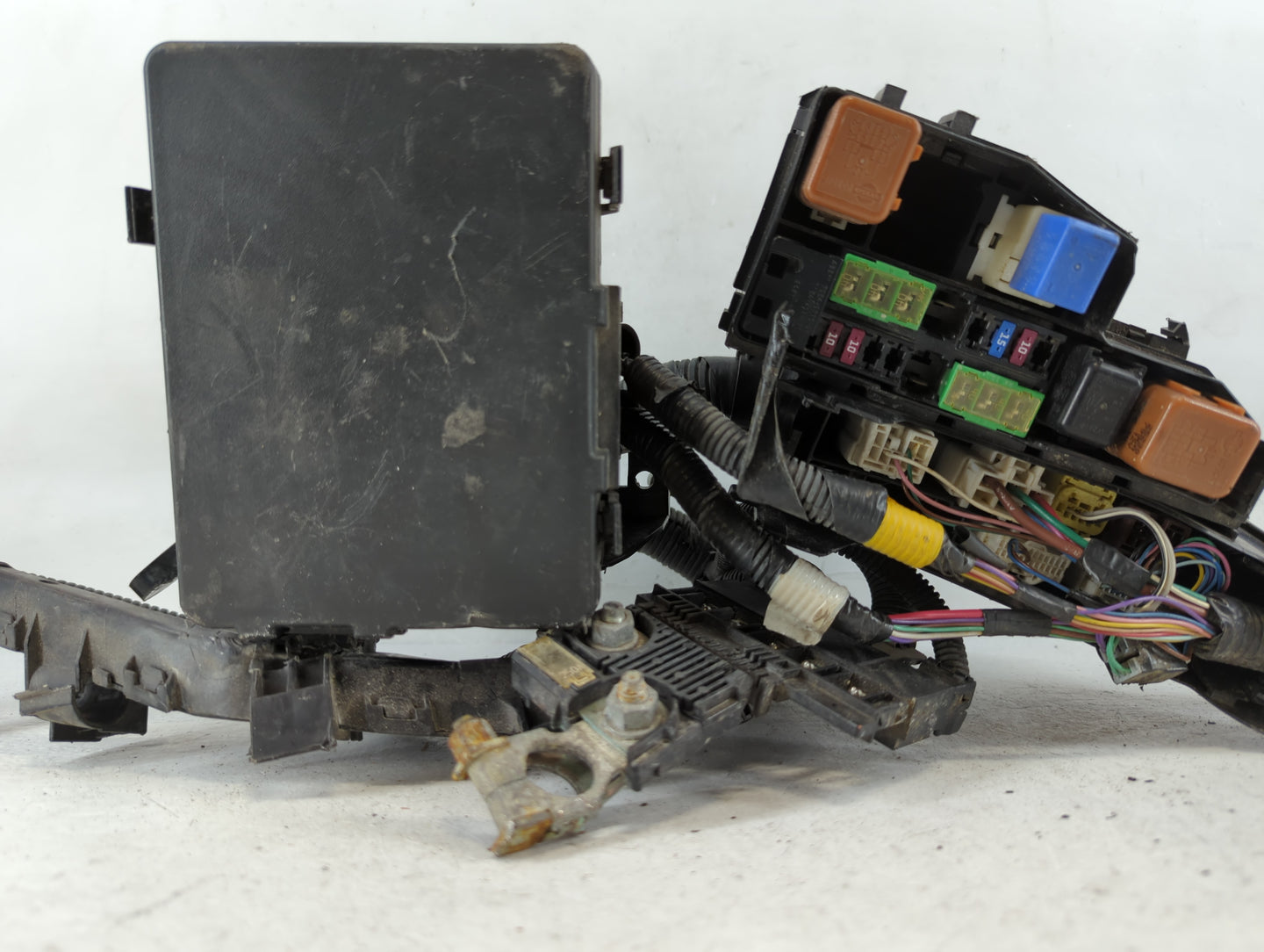 2016-2017 Nissan Altima Fusebox Fuse Box Panel Relay Module P/N:7154-5763-30 7254-5763-30 Fits Fits 2016 2017 OEM Used Auto 
