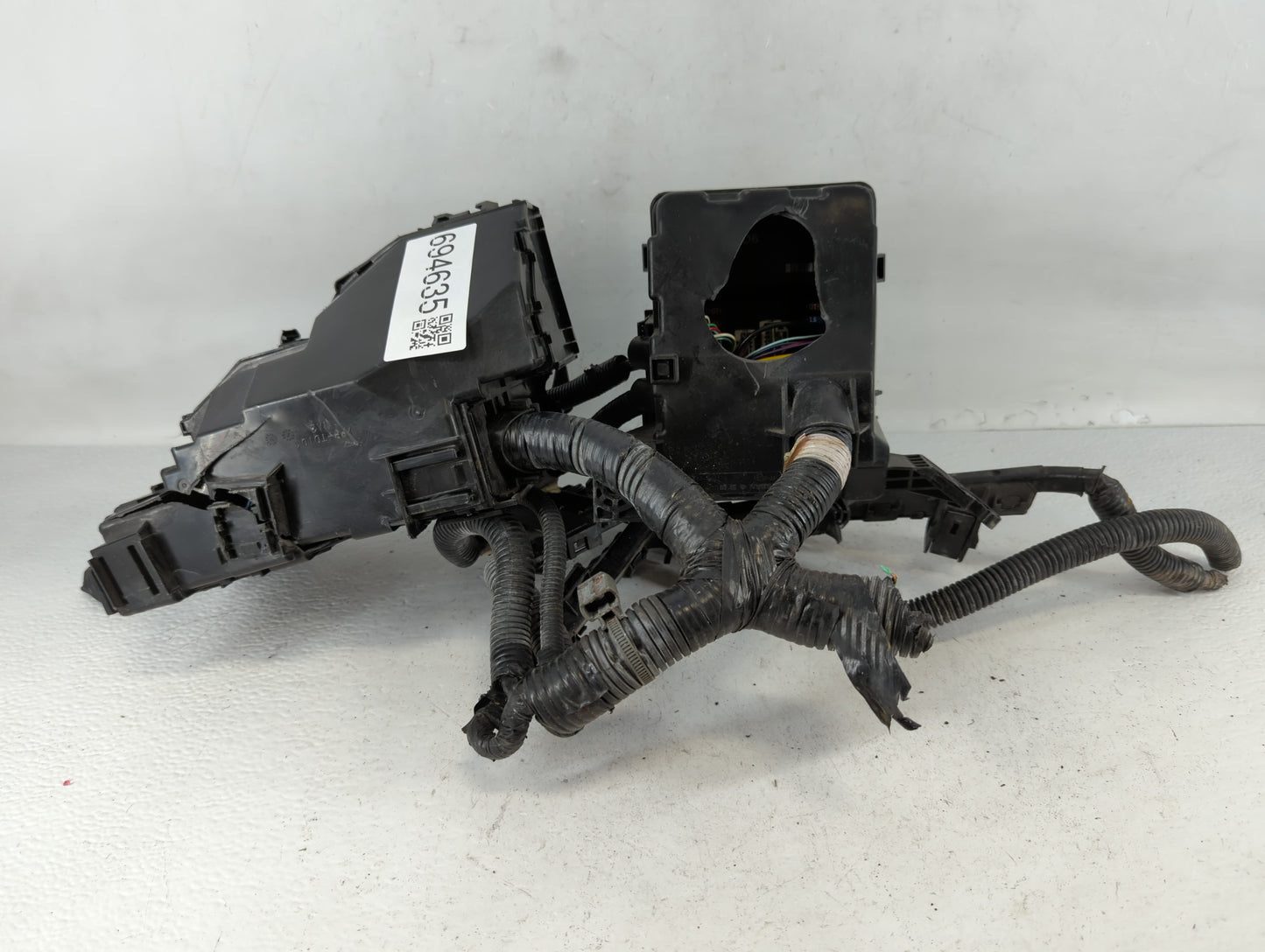 2016-2017 Nissan Altima Fusebox Fuse Box Panel Relay Module P/N:7154-5763-30 7254-5763-30 Fits Fits 2016 2017 OEM Used Auto 