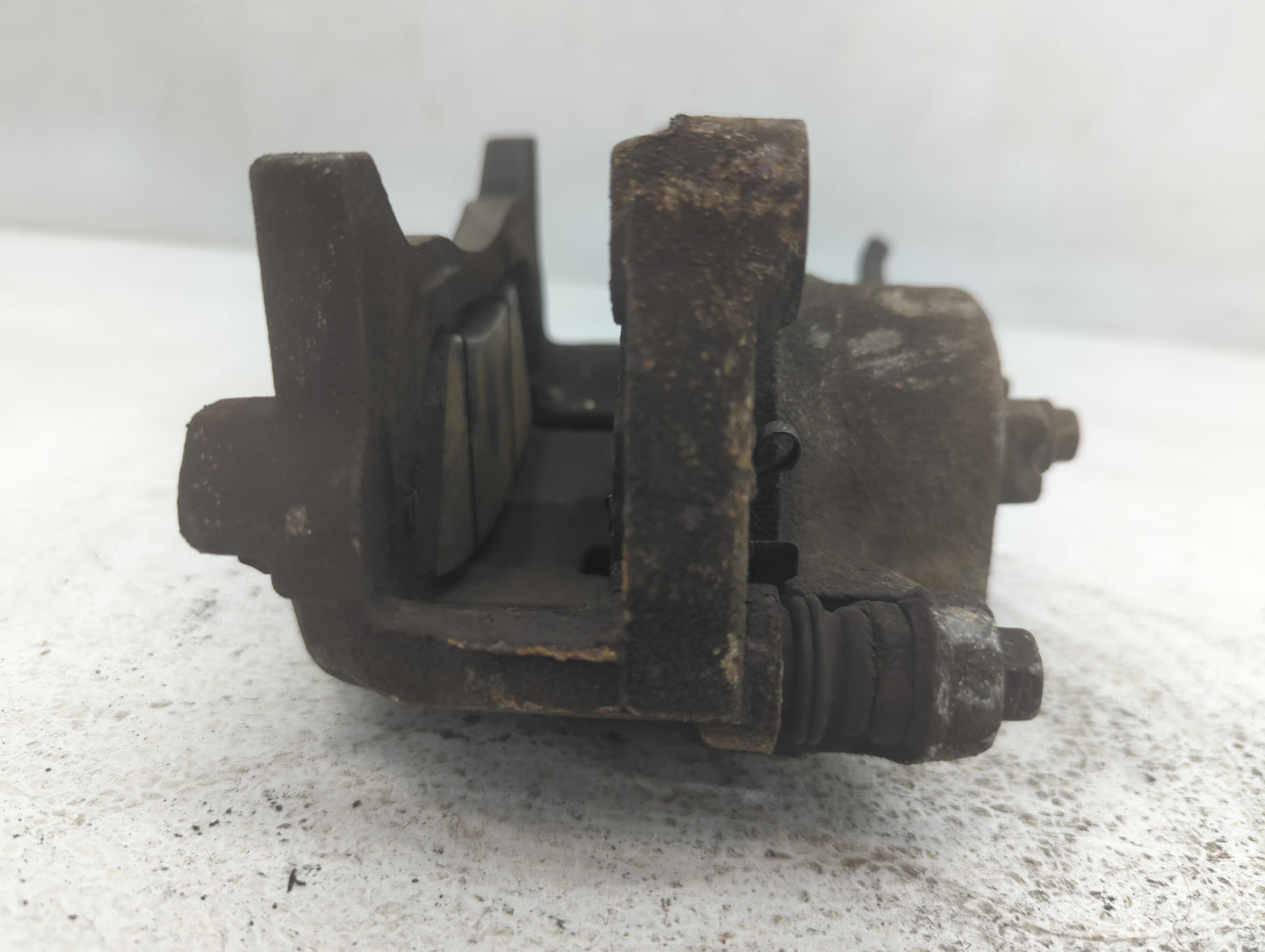 2013-2021 Nissan Altima Front Driver Left Brake Caliper - Oemusedautoparts1.com
