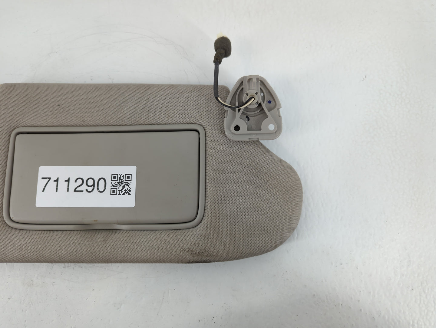 2013-2017 Nissan Altima Sun Visor Shade Replacement Passenger Right Mirror Fits Fits 2013 2014 2015 2016 2017 OEM Used Auto 