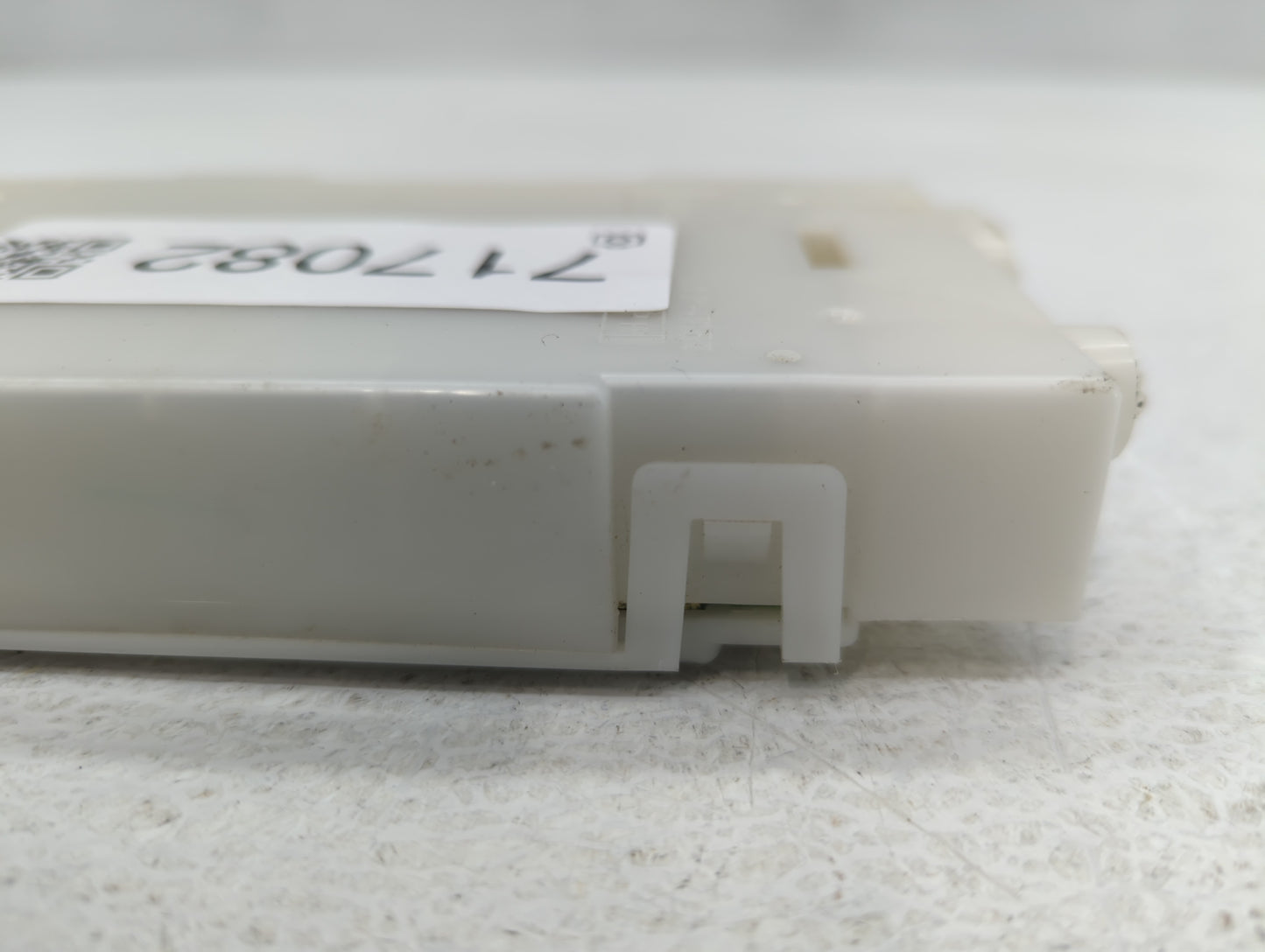 2016 Nissan Altima Bluetooth Phone Communication Control Module Ccm Oem - Oemusedautoparts1.com