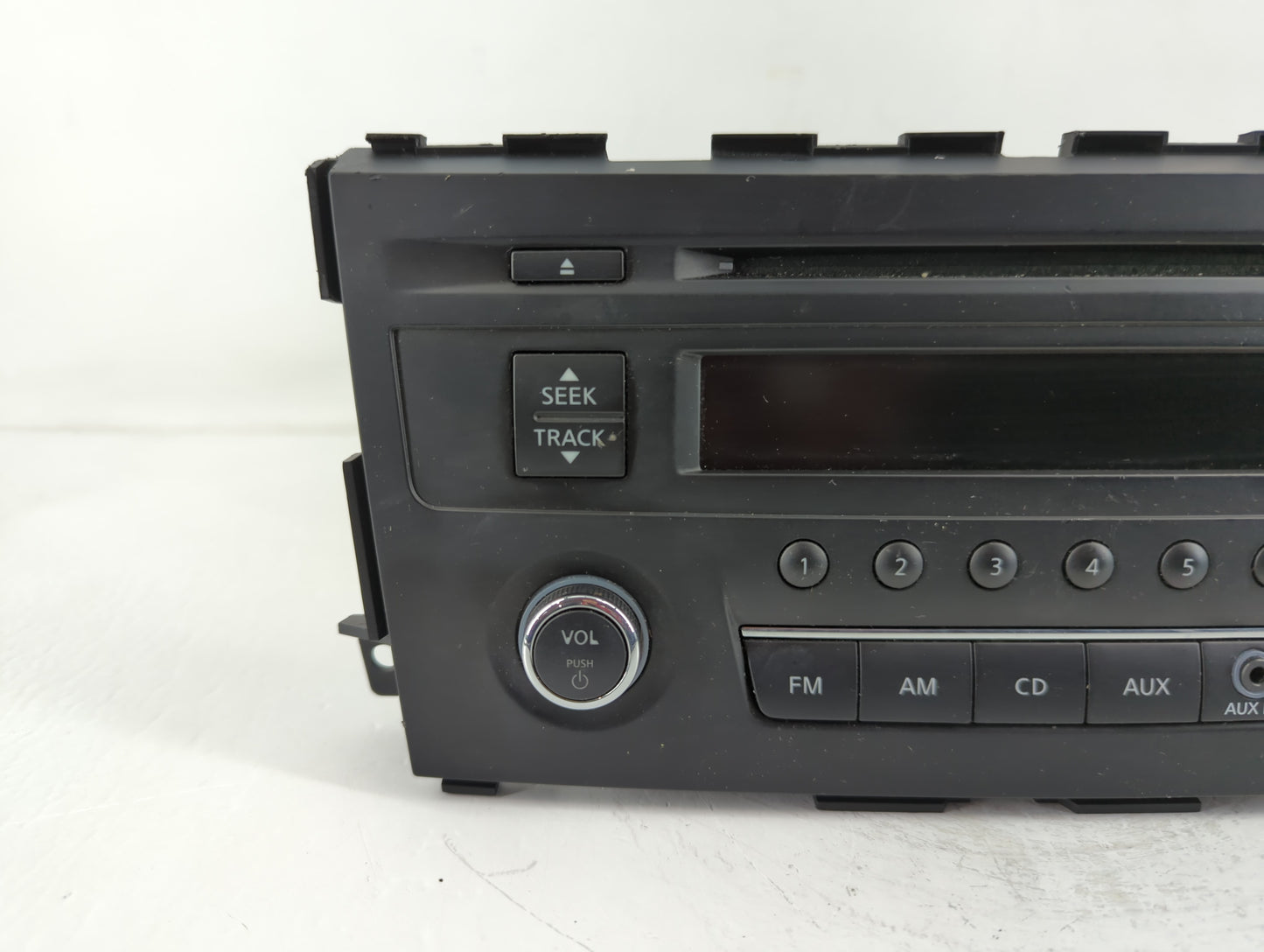 2016-2016 Nissan Altima Am Fm Cd Player Radio Receiver - Oemusedautoparts1.com