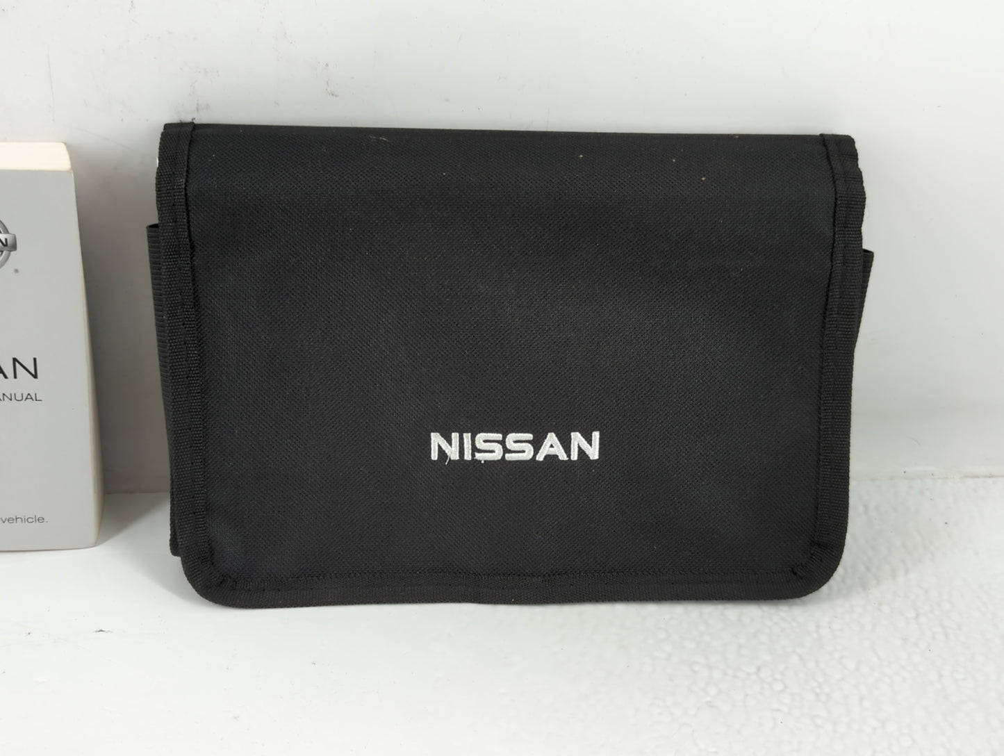 2016 Nissan Altima Owners Manual Book Guide P/N:OM16EA OL33U1 OEM Used Auto Parts - Oemusedautoparts1.com