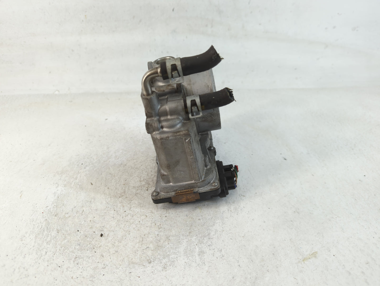 2013-2018 Nissan Altima Throttle Body P/N:3TA60-01 A Fits Fits 2013 2014 2015 2016 2017 2018 2019 2020 OEM Used Auto Parts -