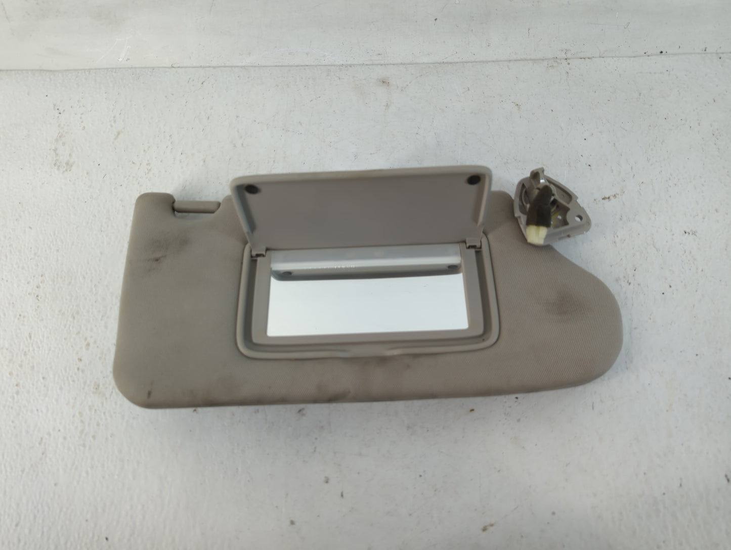 2013-2018 Nissan Altima Sun Visor Shade Replacement Passenger Right Mirror Fits Fits 2013 2014 2015 2016 2017 2018 OEM Used 