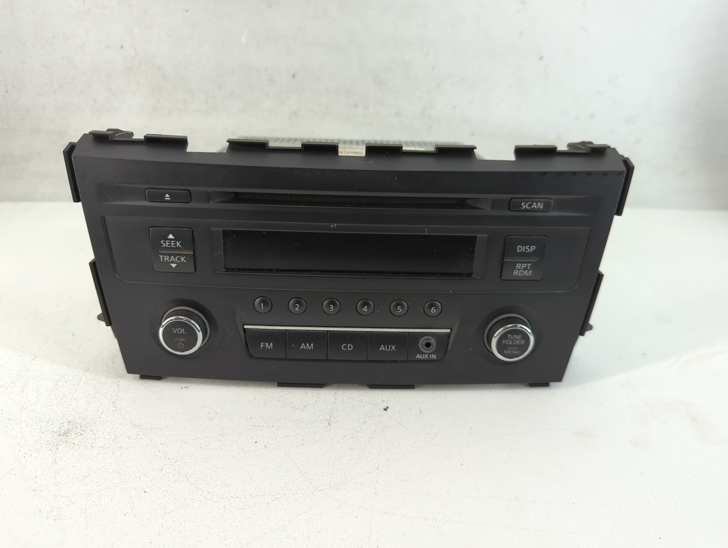 2016-2017 Nissan Altima Radio AM FM Cd Player Receiver Replacement P/N:28185 9HR0A Fits Fits 2016 2017 OEM Used Auto Parts -